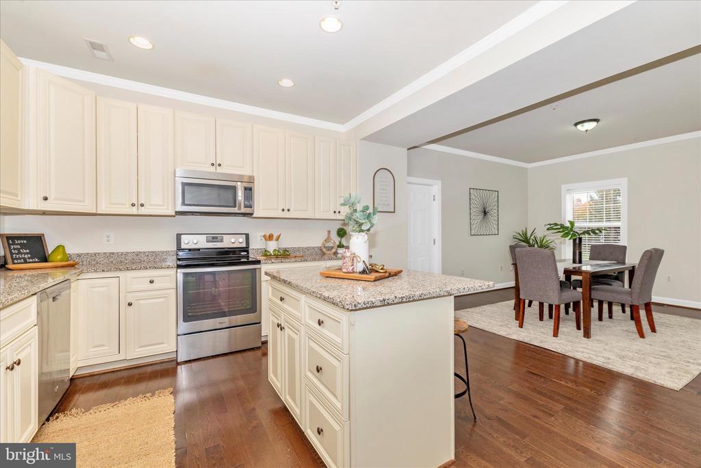 Frederick, Maryland, 21702, United States, 4 Bedrooms Bedrooms, ,3 BathroomsBathrooms,Residential,For Sale,1987380