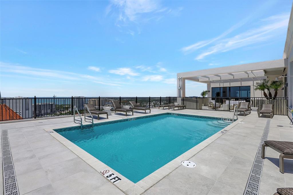 Sarasota, Florida, 34236, United States, 3 Bedrooms Bedrooms, ,4 BathroomsBathrooms,Residential,For Sale,1828539