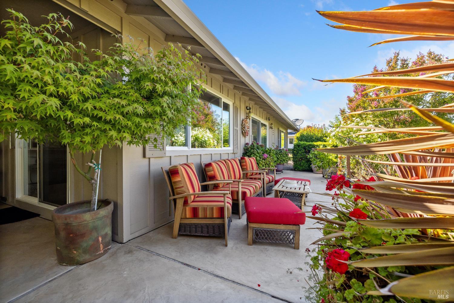 Santa Rosa, California, 95409, United States, 3 Bedrooms Bedrooms, ,2 BathroomsBathrooms,Residential,For Sale,1982534