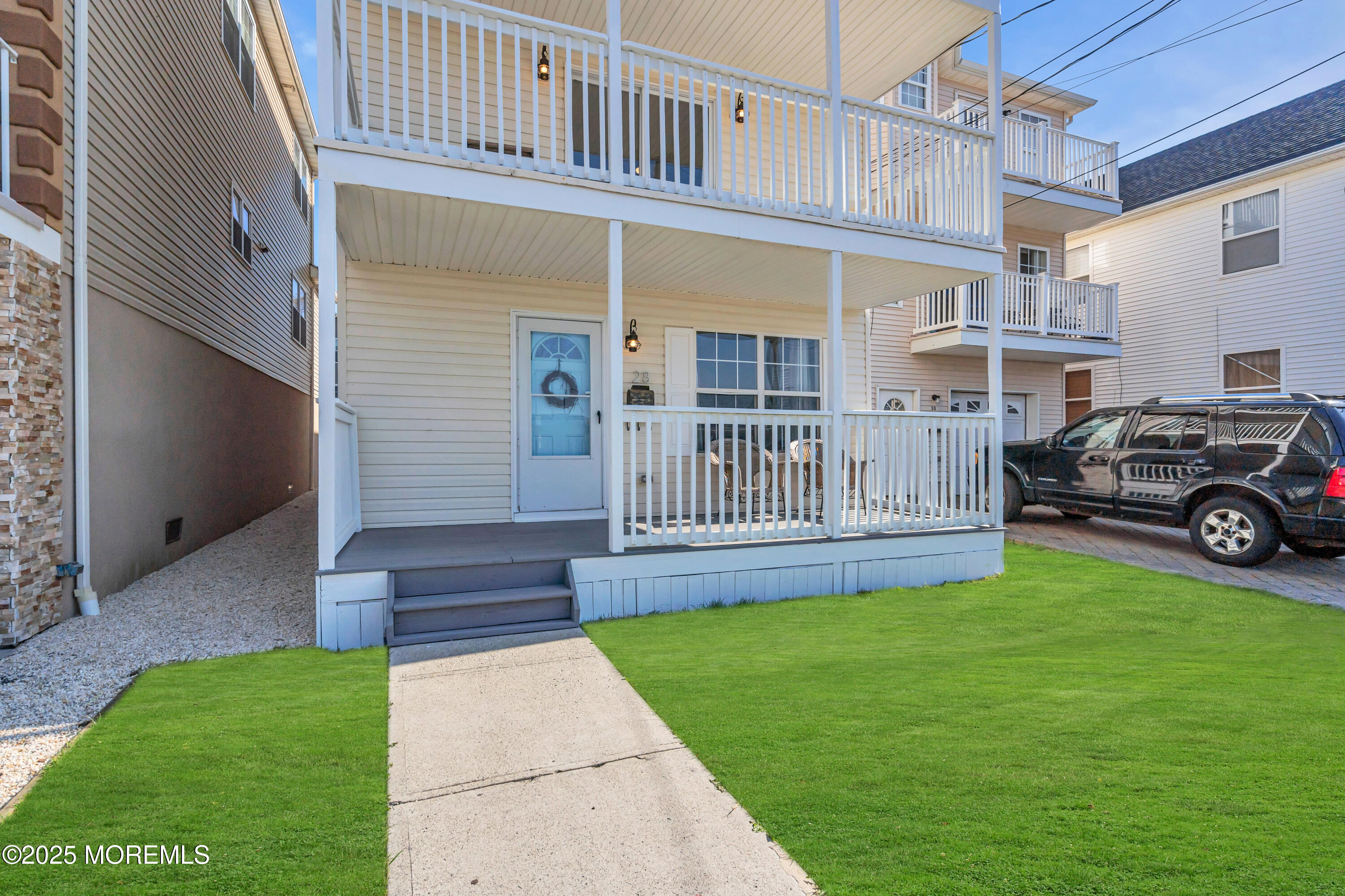 Keansburg, New Jersey, 07734, United States, 4 Bedrooms Bedrooms, ,4 BathroomsBathrooms,Residential,For Sale,1942734