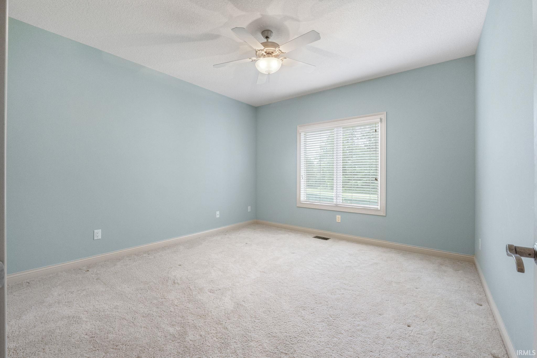Fort Wayne, Indiana, 46845, United States, 3 Bedrooms Bedrooms, ,4 BathroomsBathrooms,Residential,For Sale,1908005