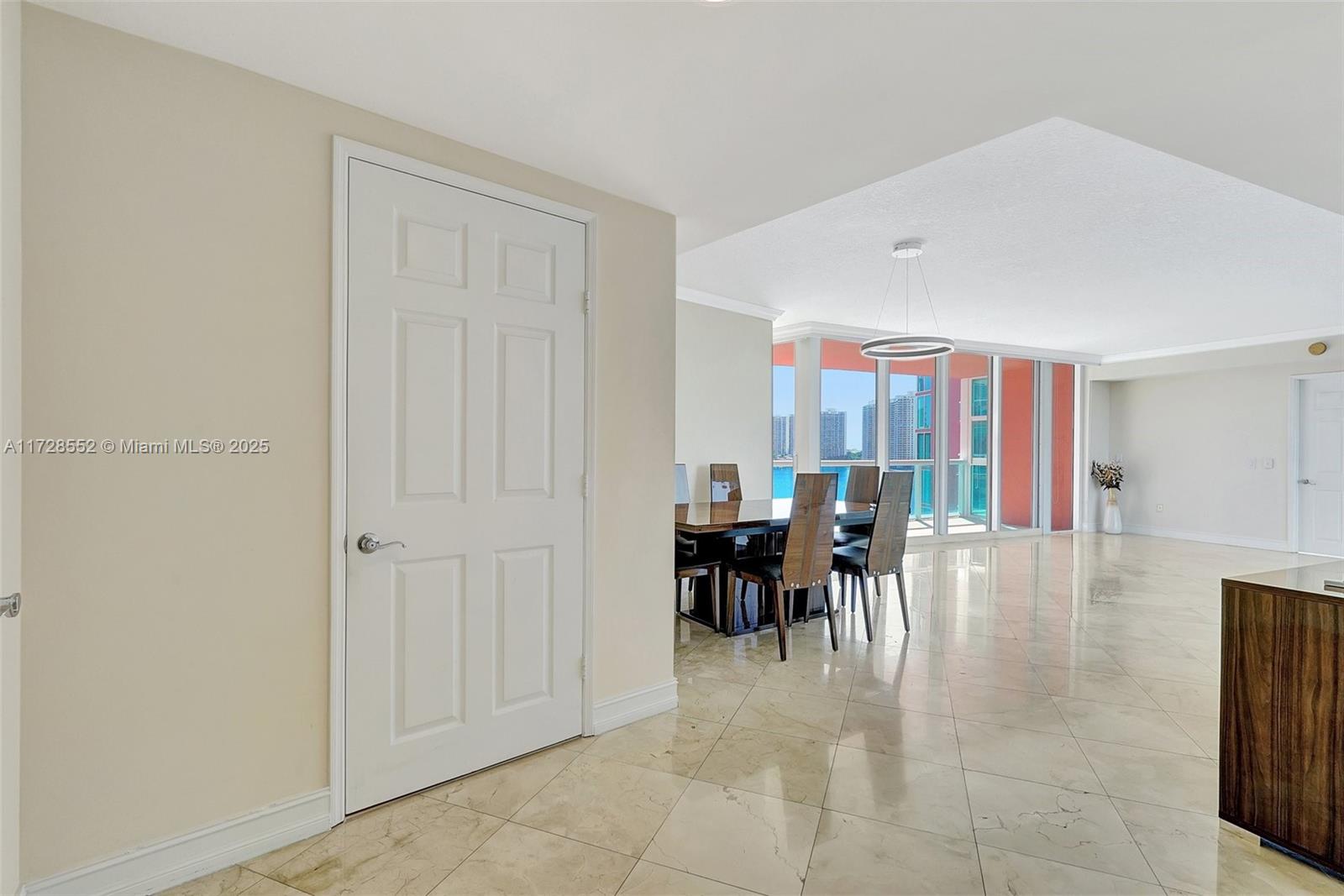 Aventura, Florida, 33180, United States, 2 Bedrooms Bedrooms, ,3 BathroomsBathrooms,Residential,For Sale,1690354