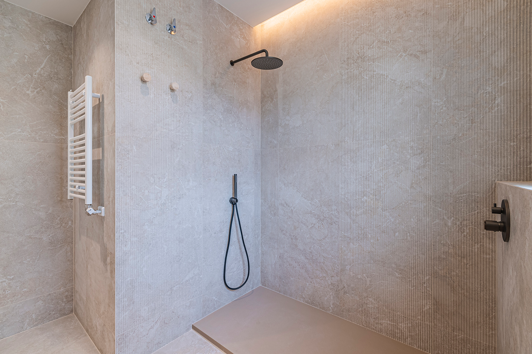 Beautiful brand-new flat next to Consell de Cent - 物件實景