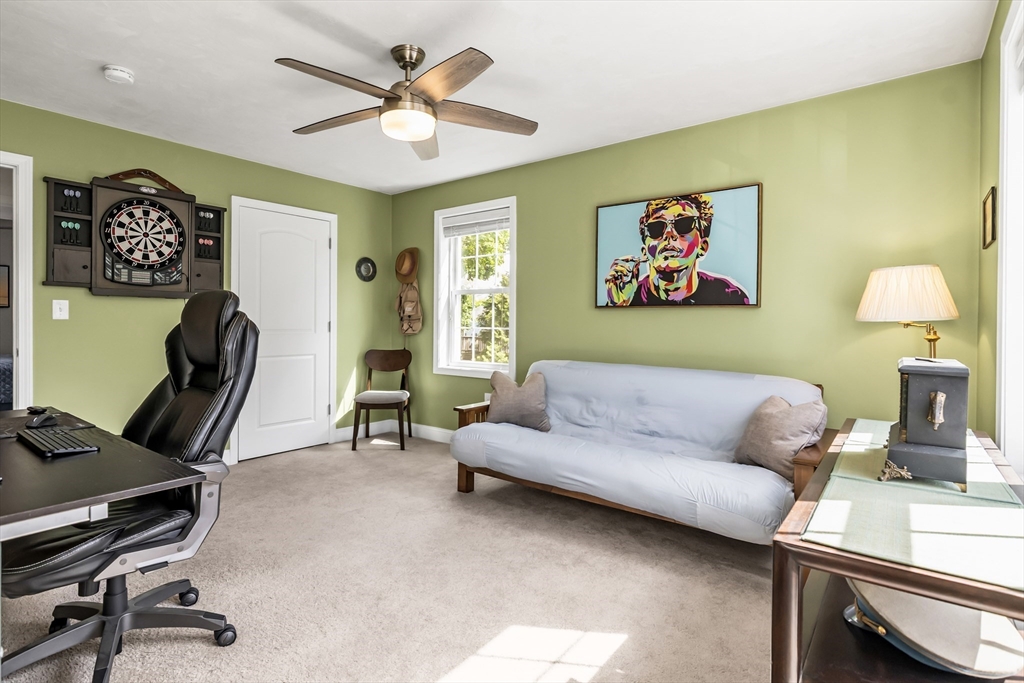 Haverhill, Massachusetts, 01830, United States, 3 Bedrooms Bedrooms, ,3 BathroomsBathrooms,Residential,For Sale,2048419