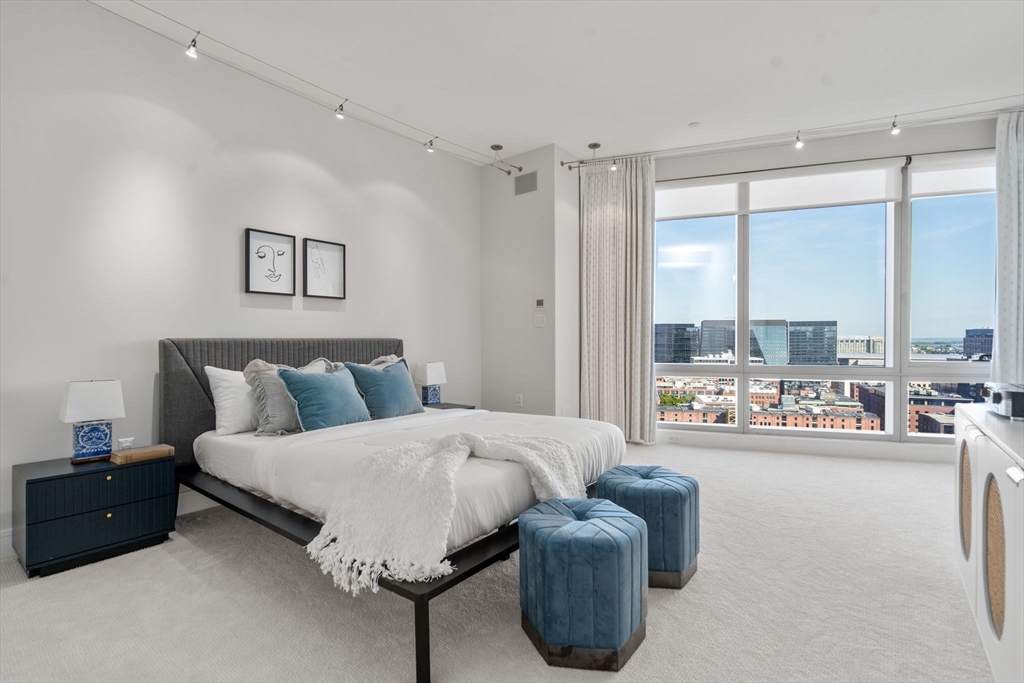 Boston, Massachusetts, 02210, United States, 3 Bedrooms Bedrooms, ,4 BathroomsBathrooms,Residential,For Sale,1821296