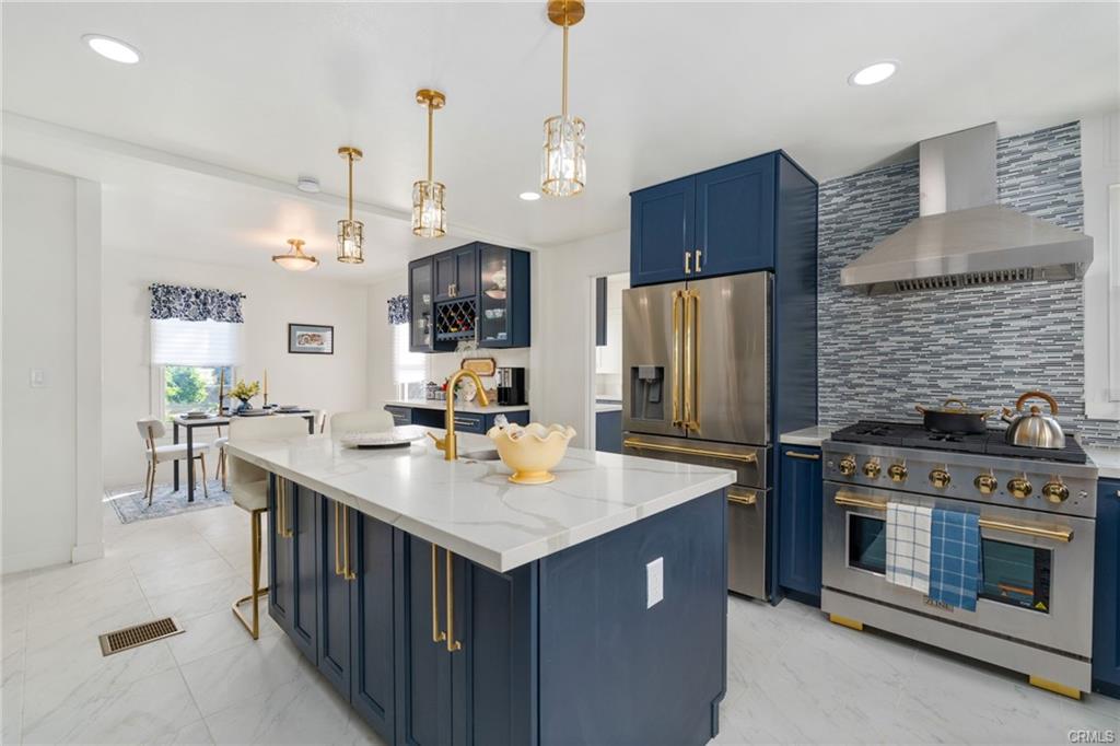 Redlands, California, 92373, United States, 5 Bedrooms Bedrooms, ,4 BathroomsBathrooms,Residential,For Sale,1810586