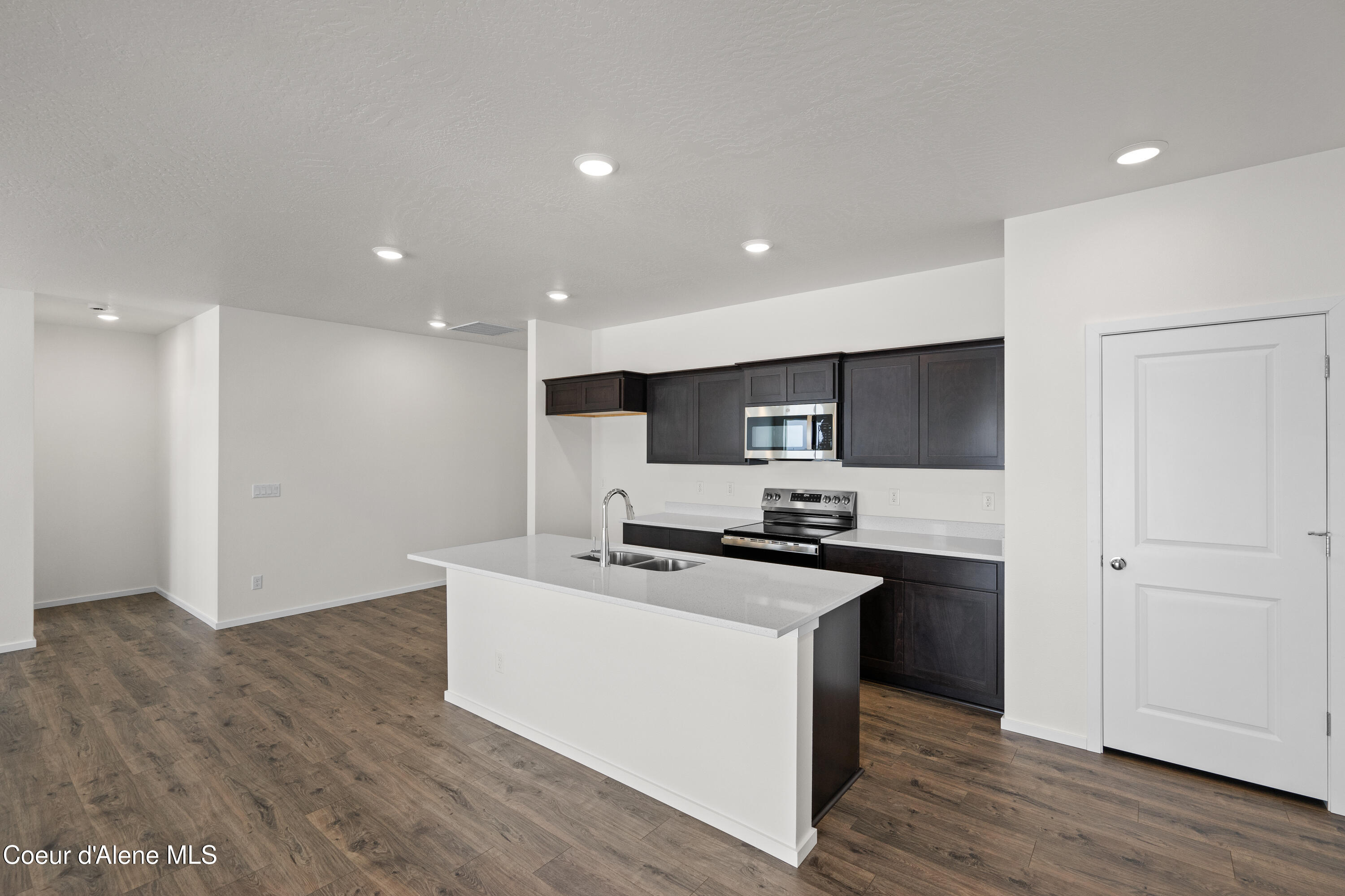 Post Falls, Idaho, 83854, United States, 4 Bedrooms Bedrooms, ,Residential,For Sale,1979406