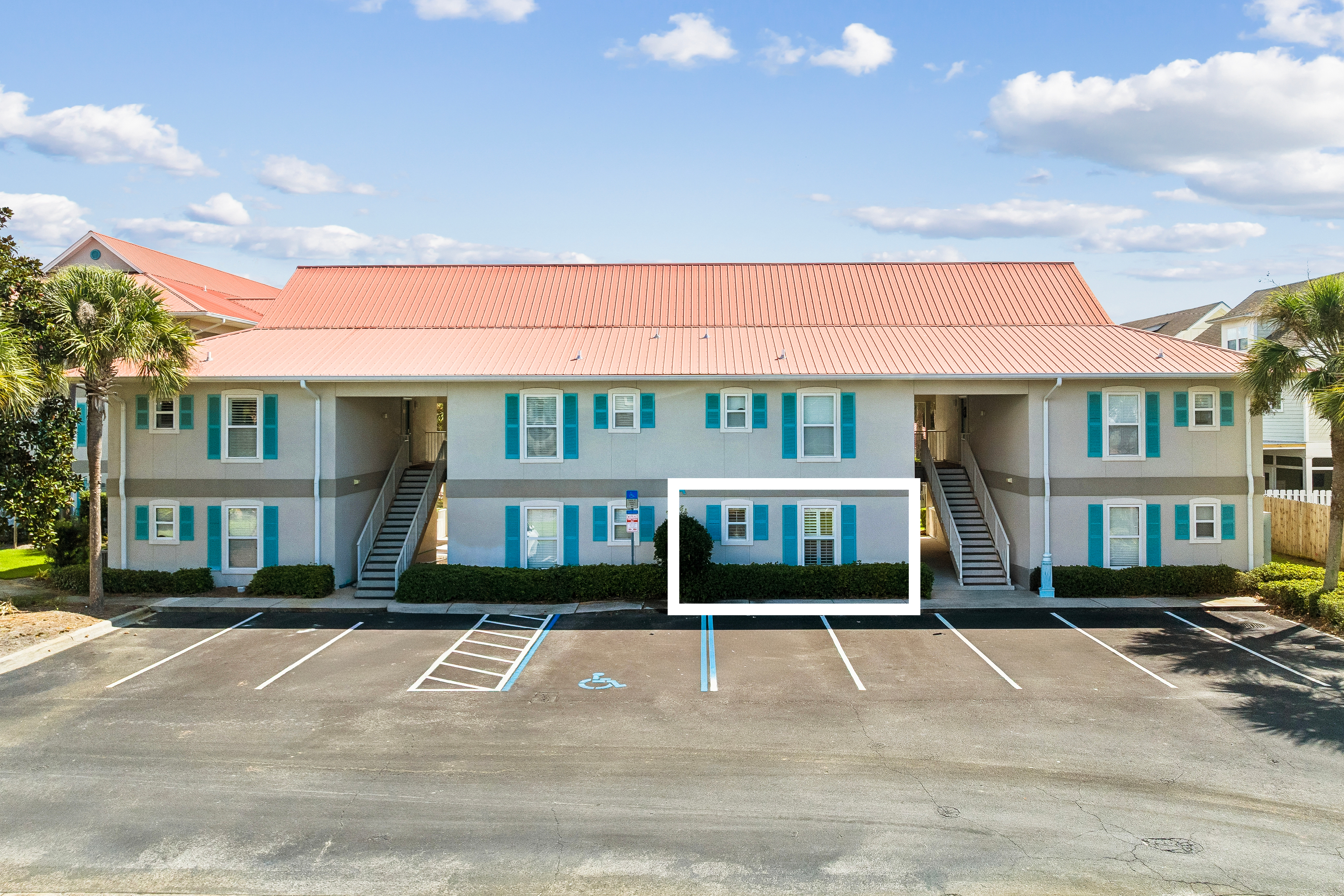  Updated Ground-Floor Condo Near The Gulf With Strong Rental Potential - 物件實景