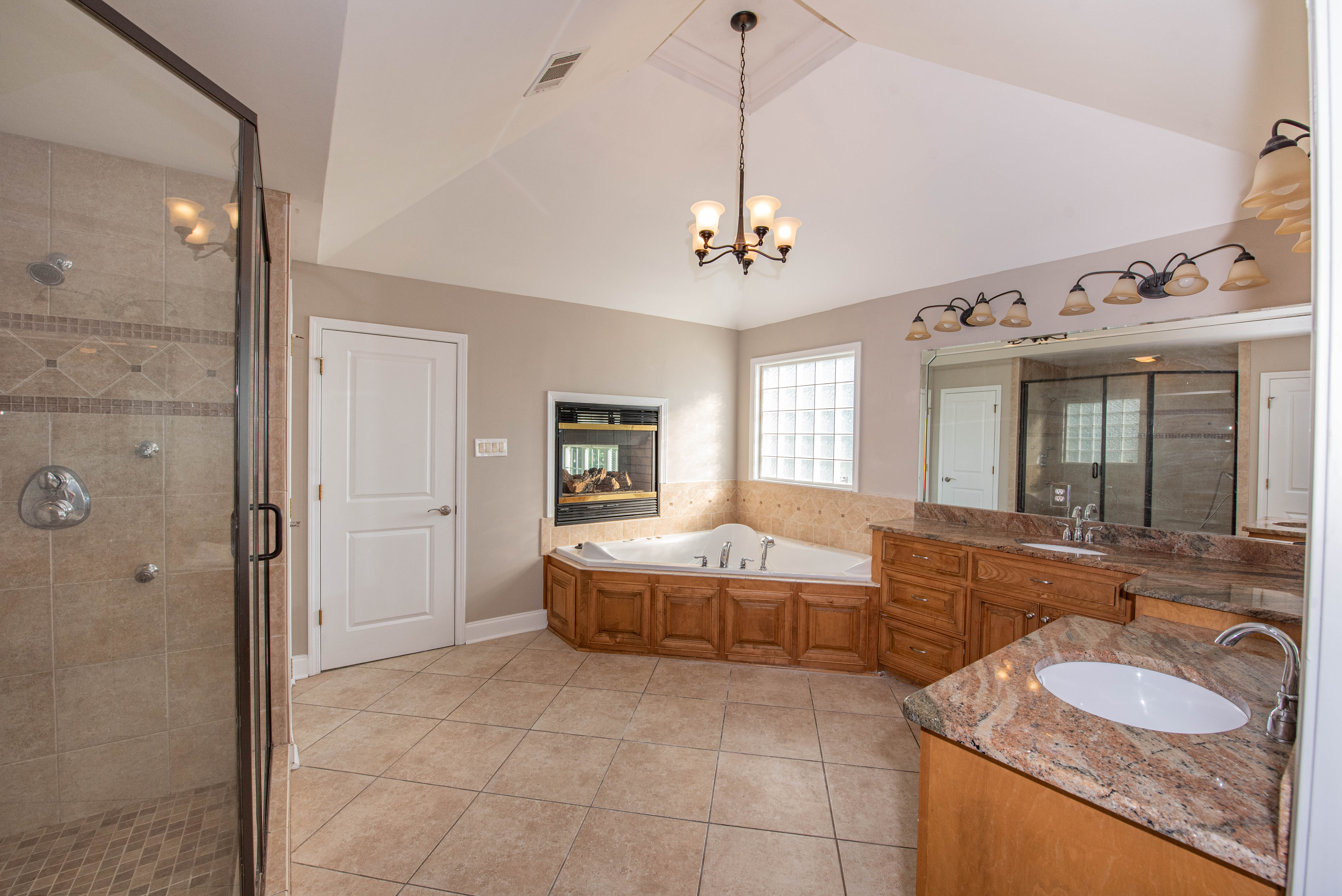 Centerville, Georgia, 31028, United States, 5 Bedrooms Bedrooms, ,4 BathroomsBathrooms,Residential,For Sale,1921700