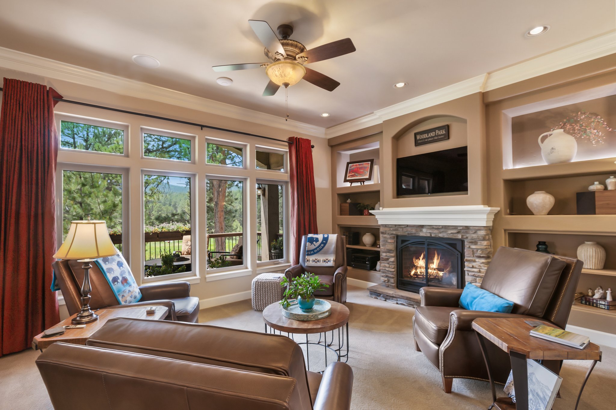 Woodland Park, Colorado, 80863, United States, 4 Bedrooms Bedrooms, ,4 BathroomsBathrooms,Residential,For Sale,1908296