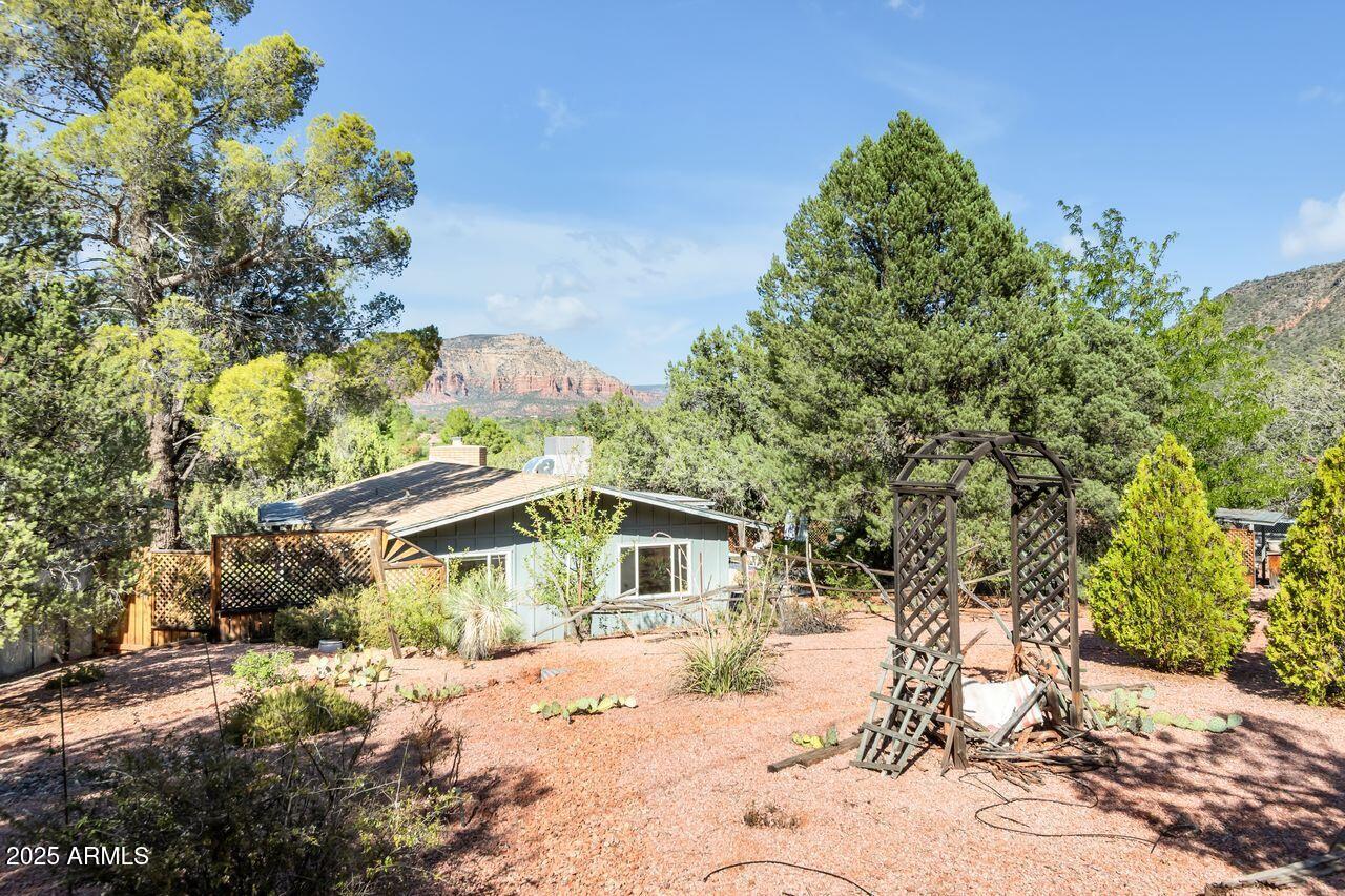 Sedona, Arizona, 86351, United States, 2 Bedrooms Bedrooms, ,Residential,For Sale,1951085