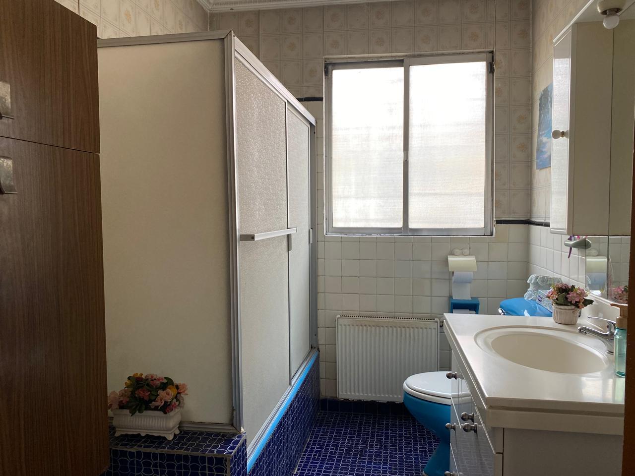 La Reina, Chile, 5 Bedrooms Bedrooms, ,3 BathroomsBathrooms,Residential,For Sale,1908437