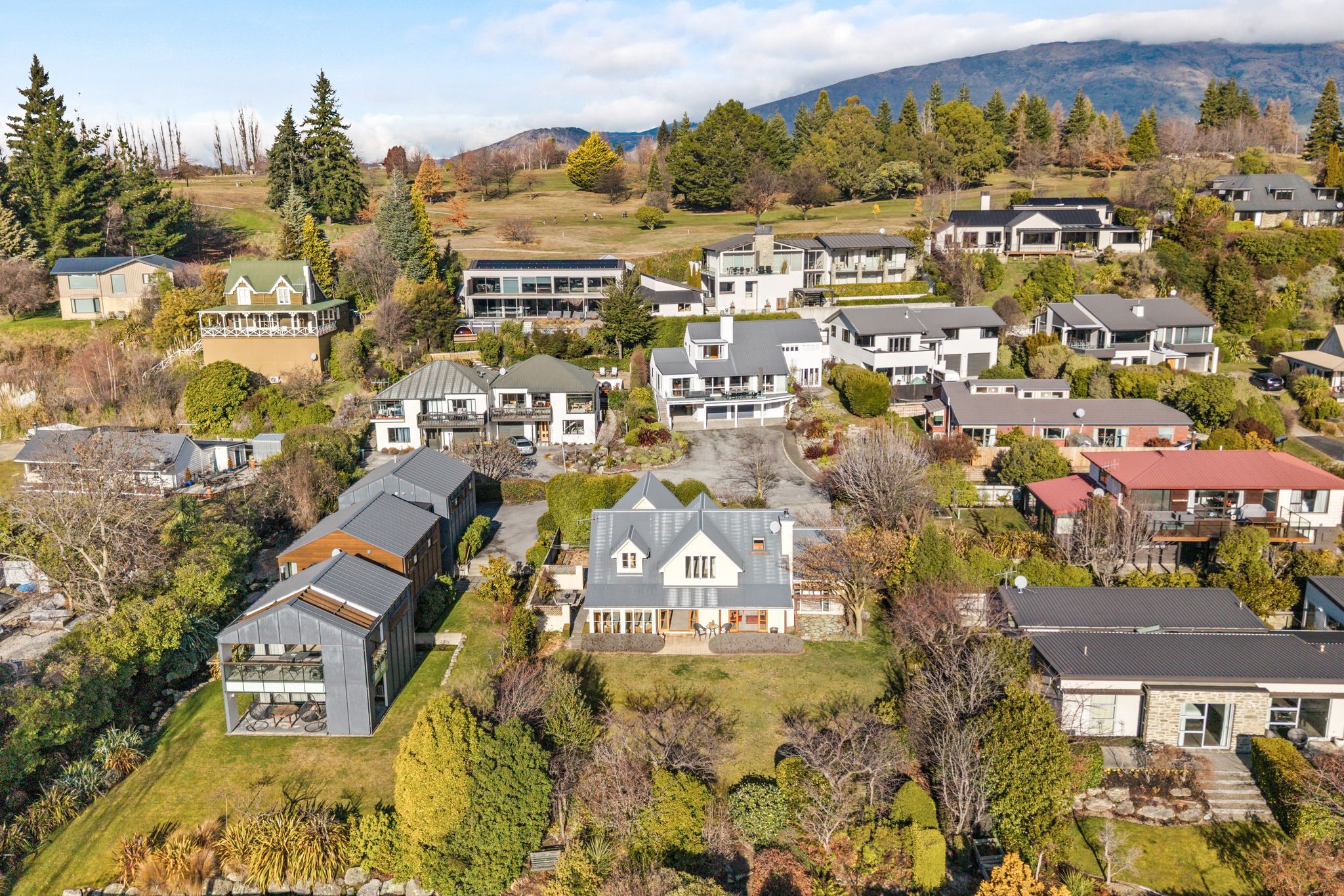  First Time to Market in Downtown Wanaka - 物件實景
