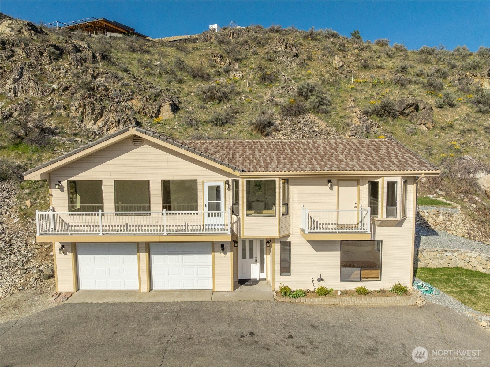 Chelan, Washington, 98816, United States, 3 Bedrooms Bedrooms, ,2 BathroomsBathrooms,Residential,For Sale,1766937