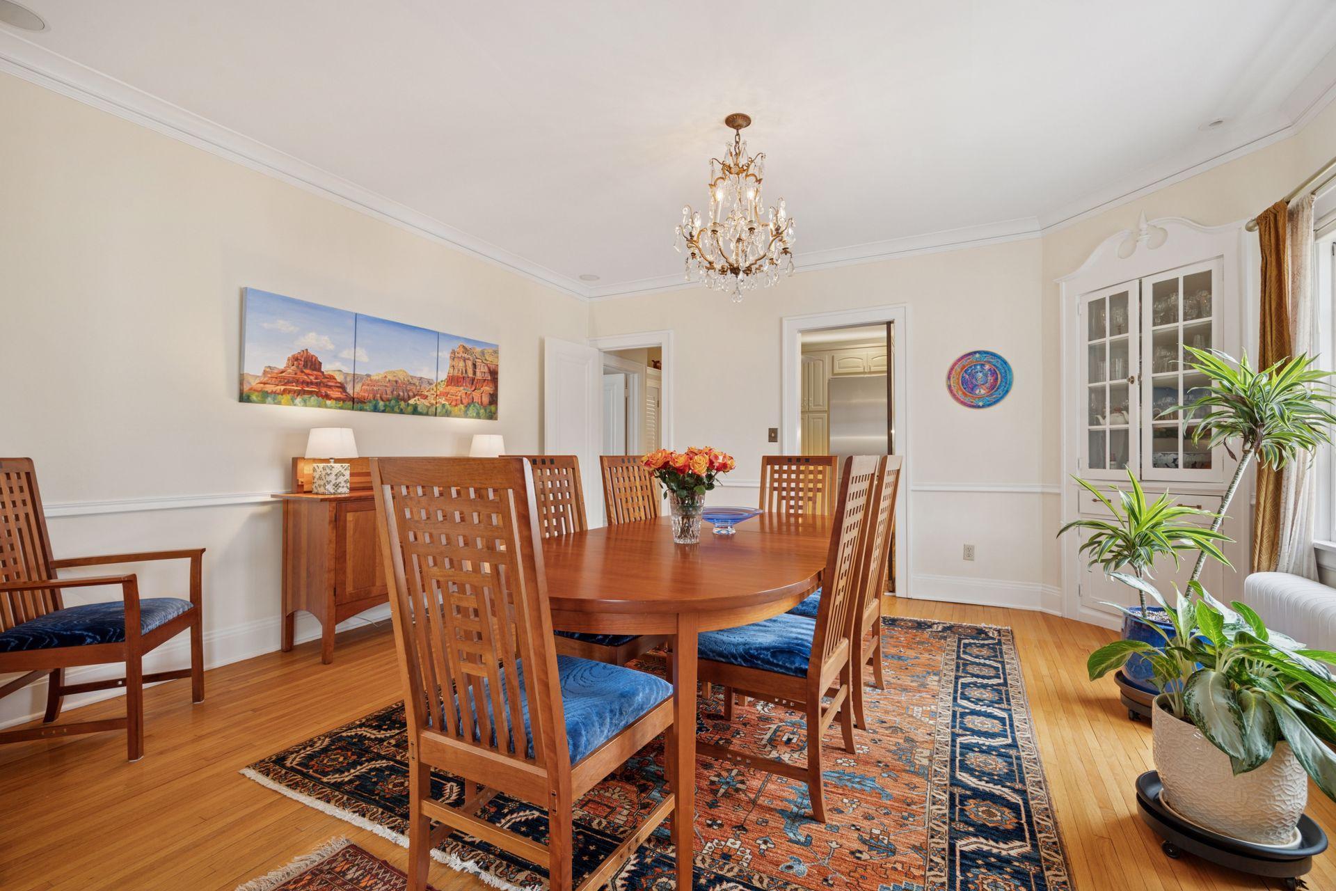 Saint Paul, Minnesota, 55105, United States, 5 Bedrooms Bedrooms, ,3 BathroomsBathrooms,Residential,For Sale,1767572
