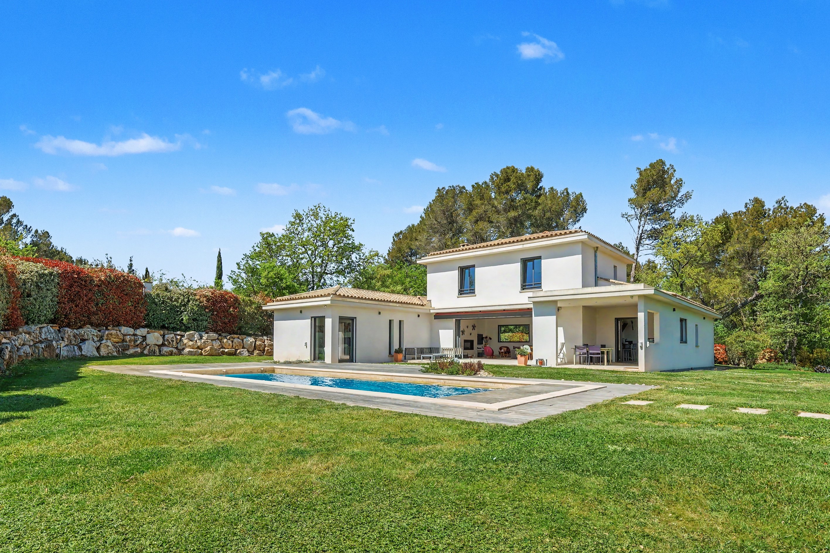  CONTEMPORARY ELEGANCE IN A SERENE NATURAL SETTING - 物件實景