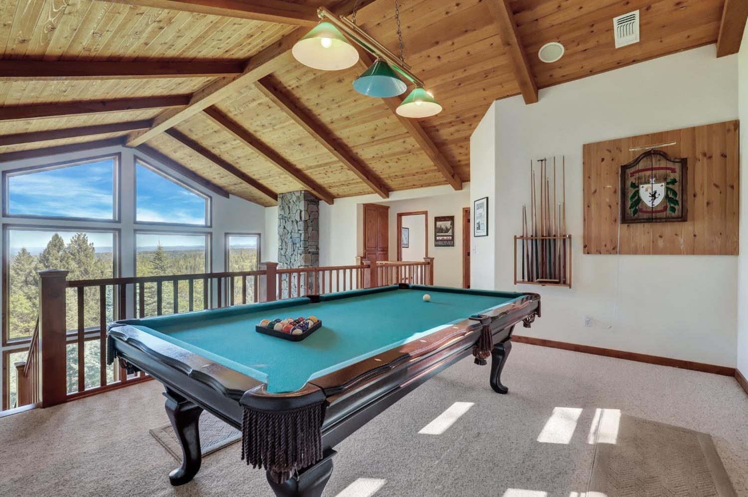 Nevada City, California, 95959, United States, 3 Bedrooms Bedrooms, ,3 BathroomsBathrooms,Residential,For Sale,1937028