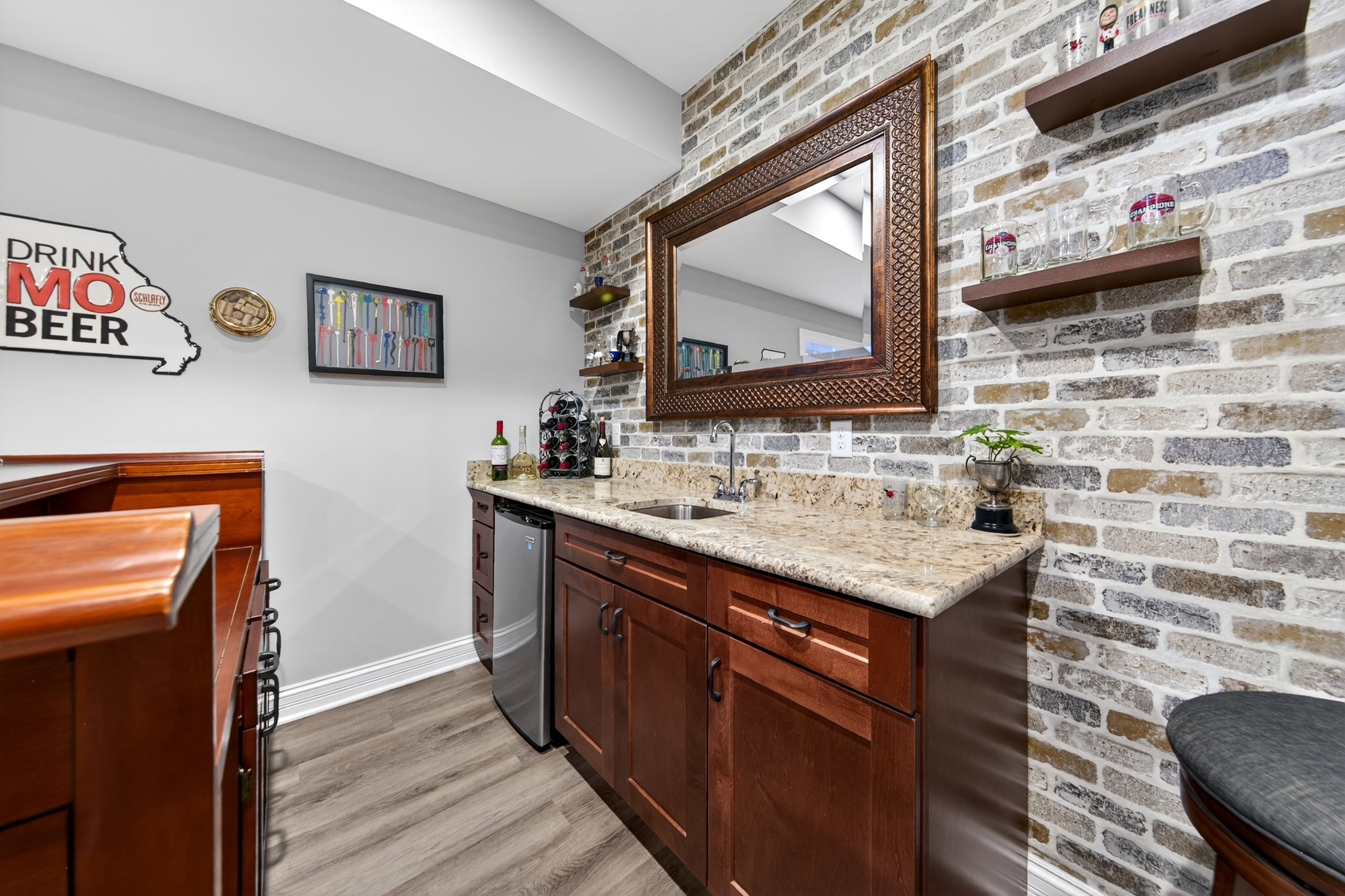  Beautiful 5-Year-Old Custom Home in Kirkwood — Upscale Features & Prime Location - 物件實景