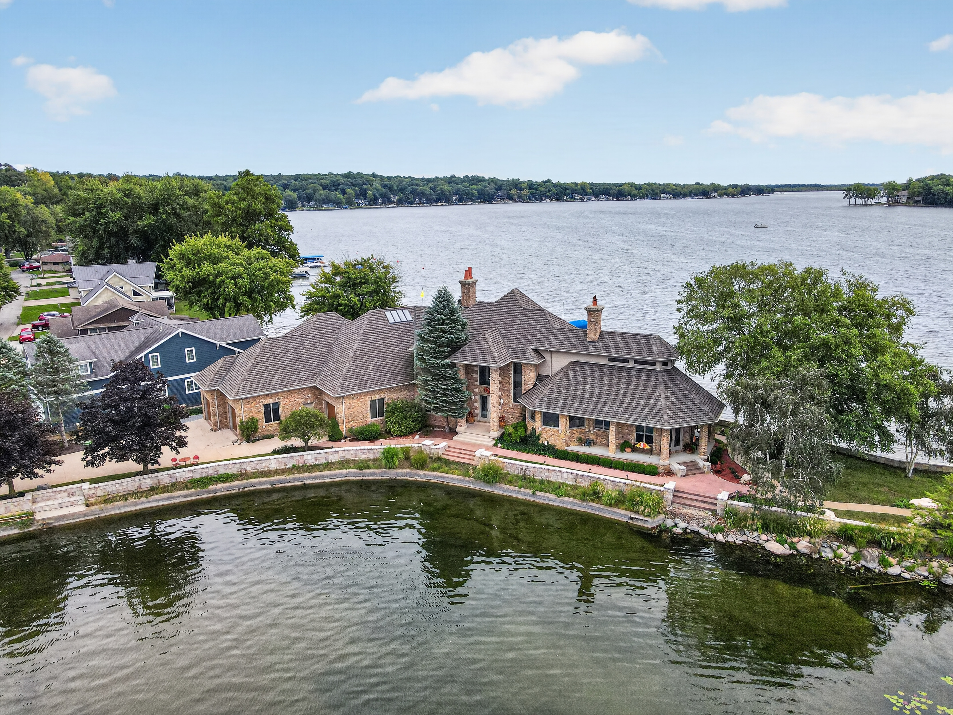  Timeless 4 Bedroom Home on Lake Tippecanoe - 物件實景