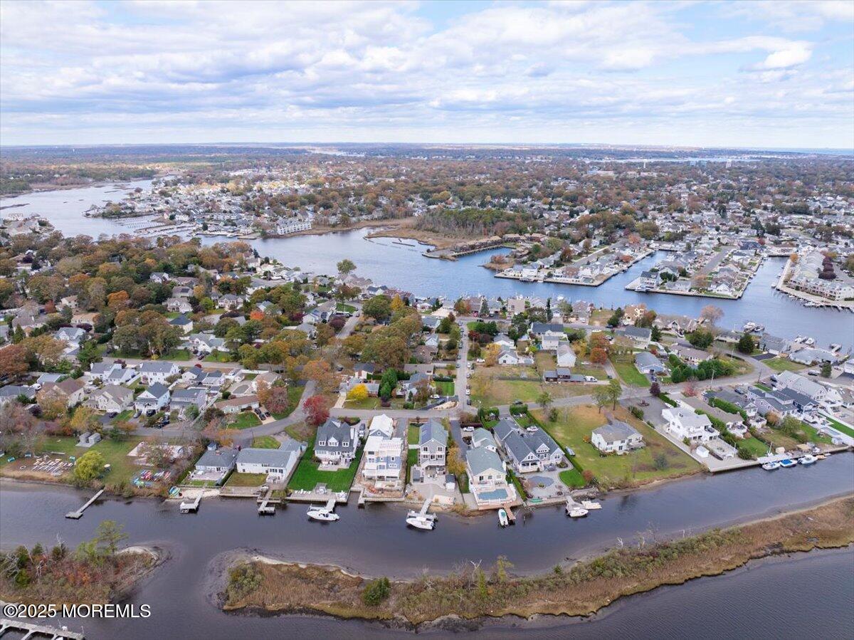 Brick, New Jersey, 08724, United States, 5 Bedrooms Bedrooms, ,3 BathroomsBathrooms,Residential,For Sale,1985674