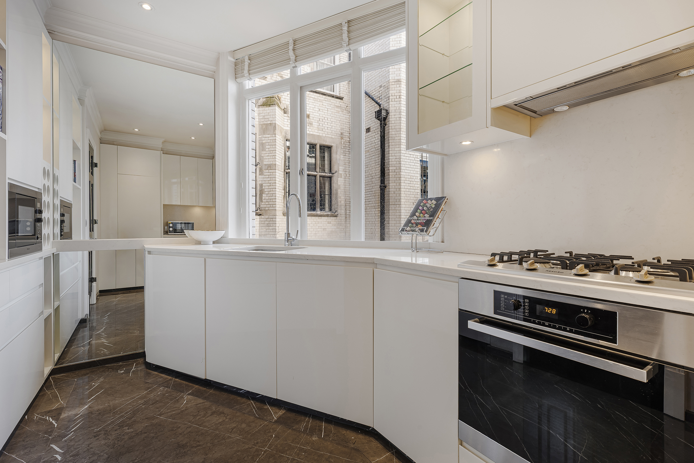  A Grand Garden Square Apartment Overlooking Cadogan Square - 物件實景