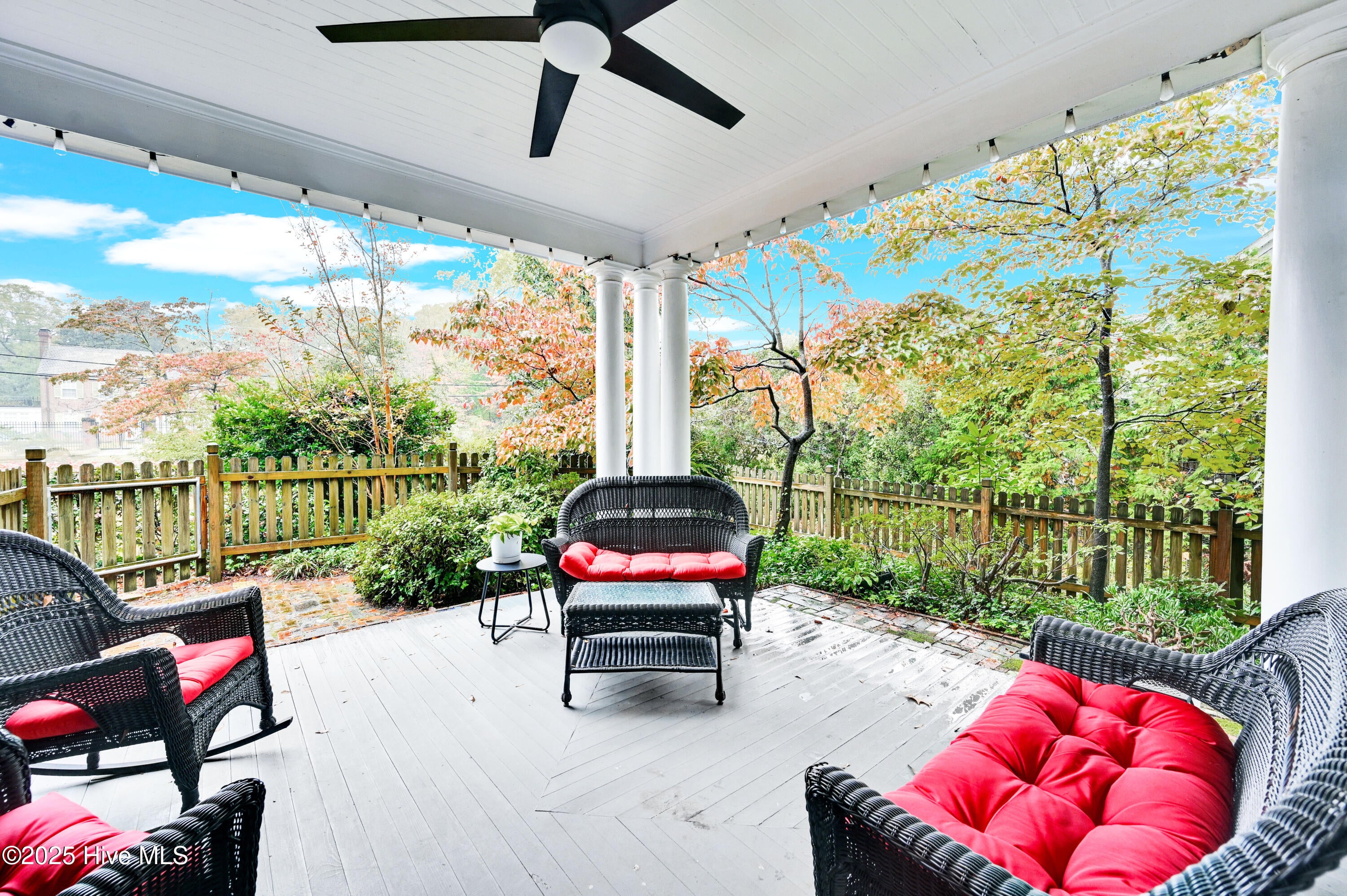 Greenville, North Carolina, 27858, United States, 4 Bedrooms Bedrooms, ,3 BathroomsBathrooms,Residential,For Sale,1985728