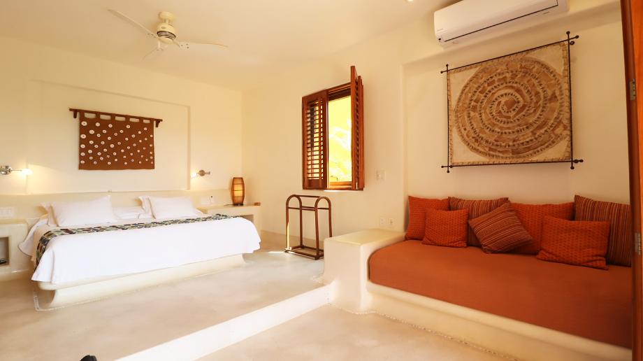 Zihuatanejo de Azueta, Guerrero, 40884, Mexico, 6 Bedrooms Bedrooms, ,10 BathroomsBathrooms,Residential,For Sale,1686440