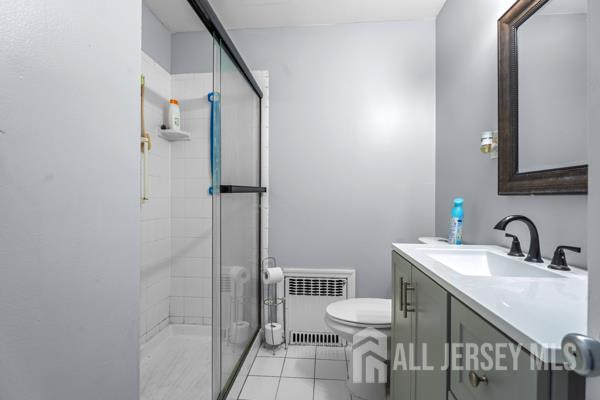 Sayreville, New Jersey, 08879, United States, 4 Bedrooms Bedrooms, ,3 BathroomsBathrooms,Residential,For Sale,1917662