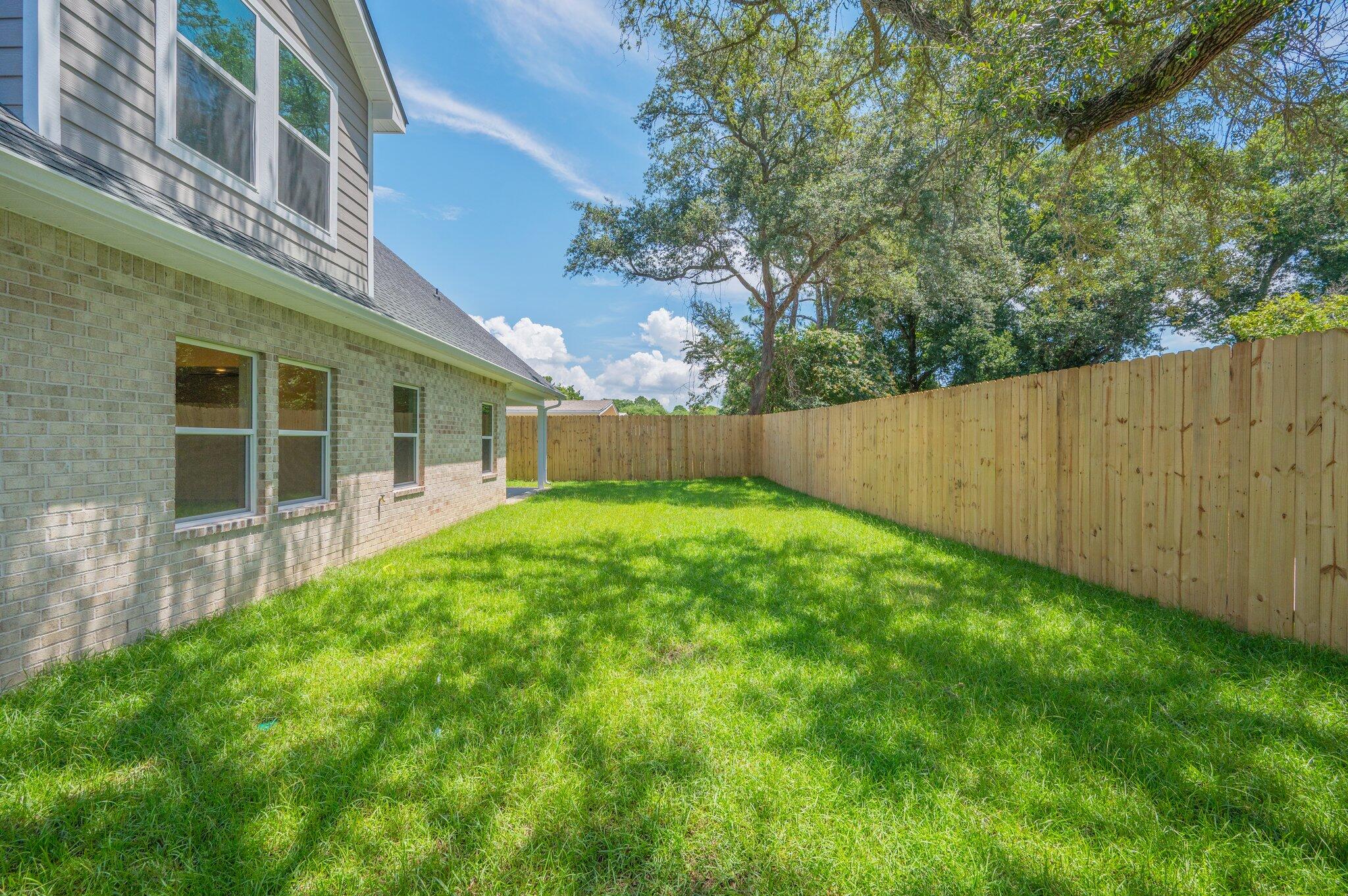 Fort Walton Beach, Florida, 32548, United States, 6 Bedrooms Bedrooms, ,3 BathroomsBathrooms,Residential,For Sale,1890001