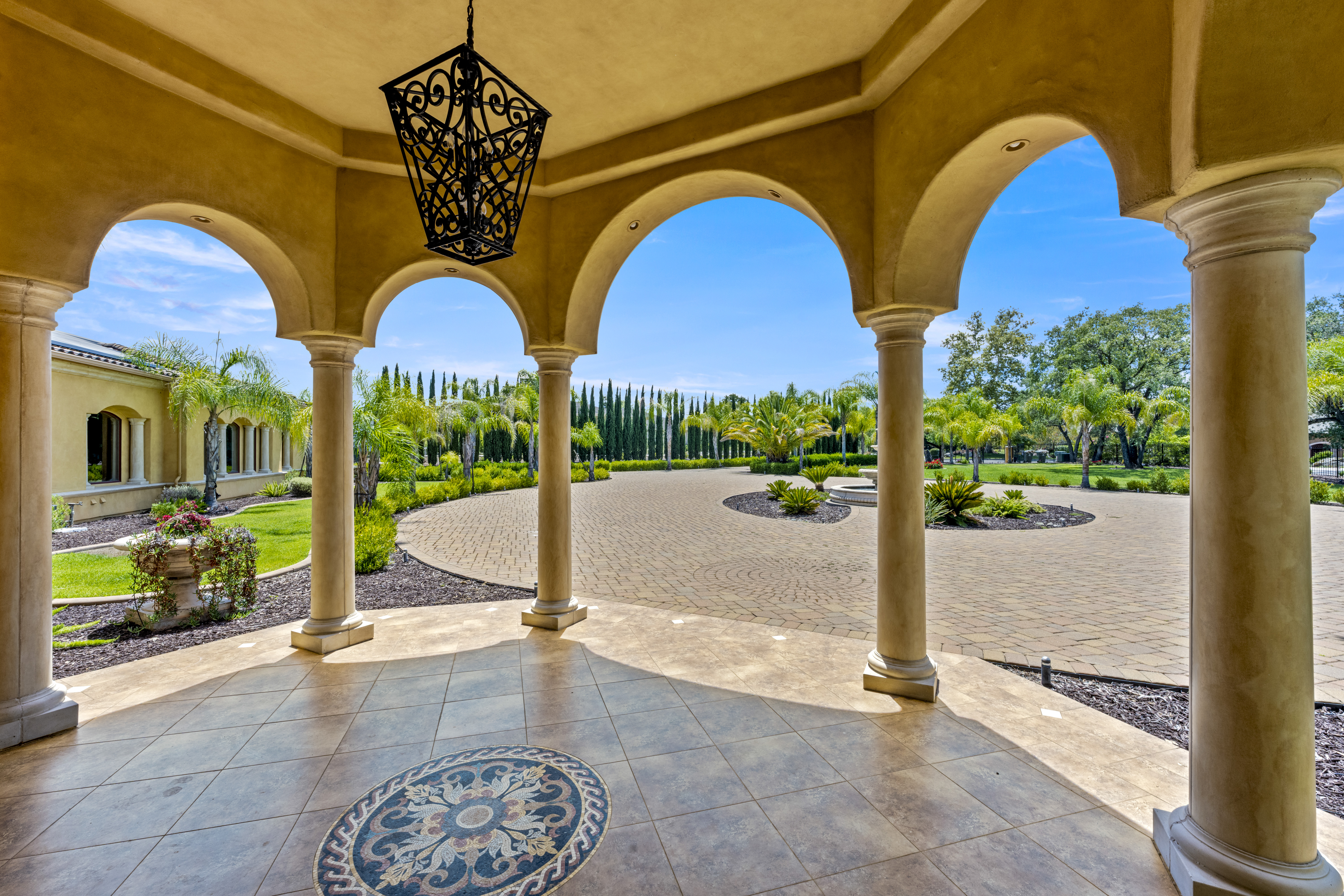  9220 Tuscany Oaks Court, Granite Bay, CA 95746 - 物件實景