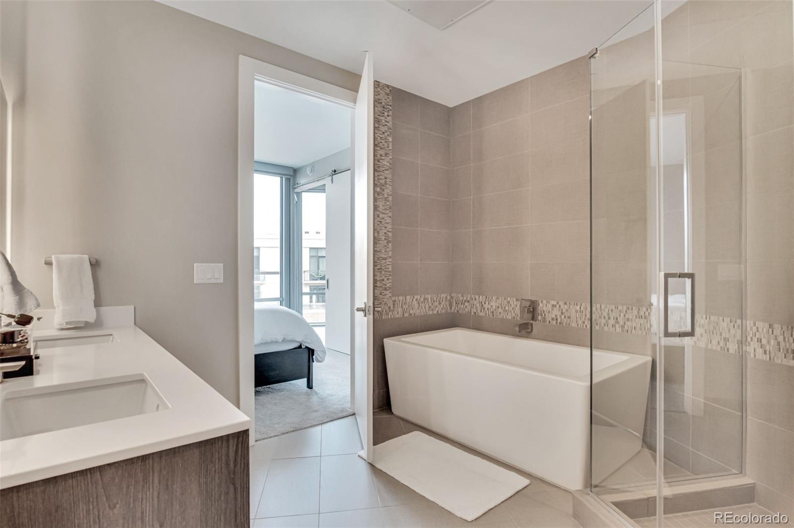 Denver, Colorado, 80204, United States, 1 Bedroom Bedrooms, ,2 BathroomsBathrooms,Residential,For Sale,1983701