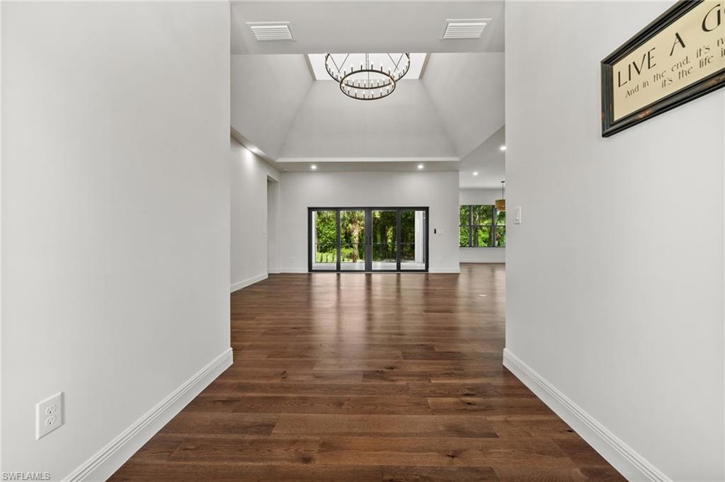Fort Myers, Florida, 33905, United States, 3 Bedrooms Bedrooms, ,3 BathroomsBathrooms,Residential,For Sale,1865209