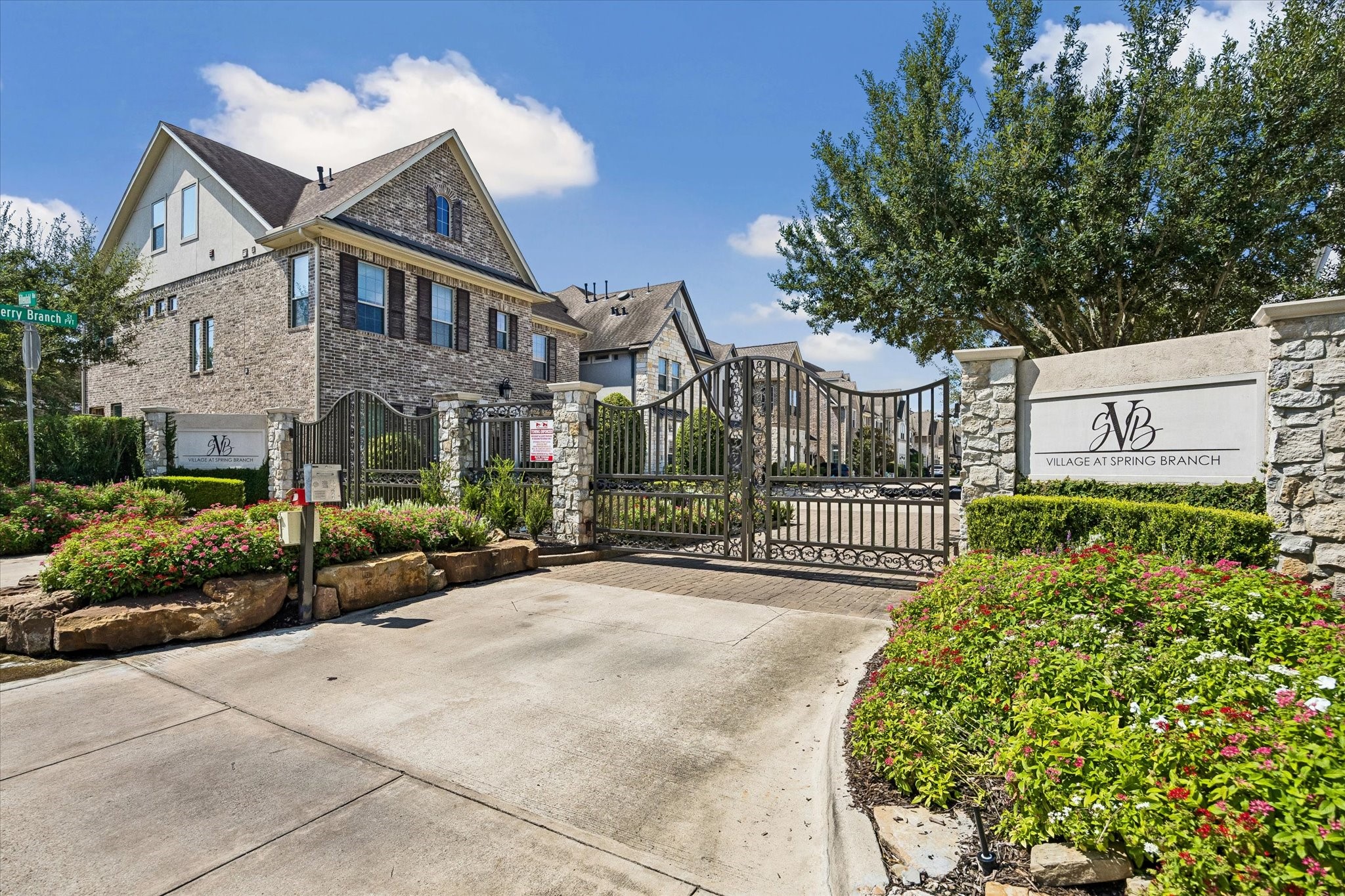  8306 Ginger Oak Street - 物件實景