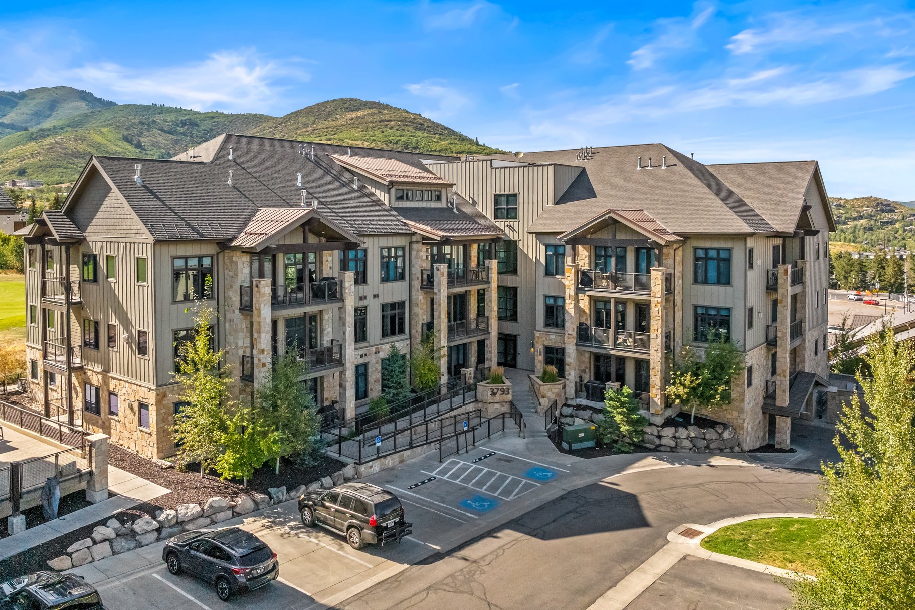  Luxury Mountain Condo, Blackstone at Canyons Village, Fully Furnished & Turn-Key - 物件實景