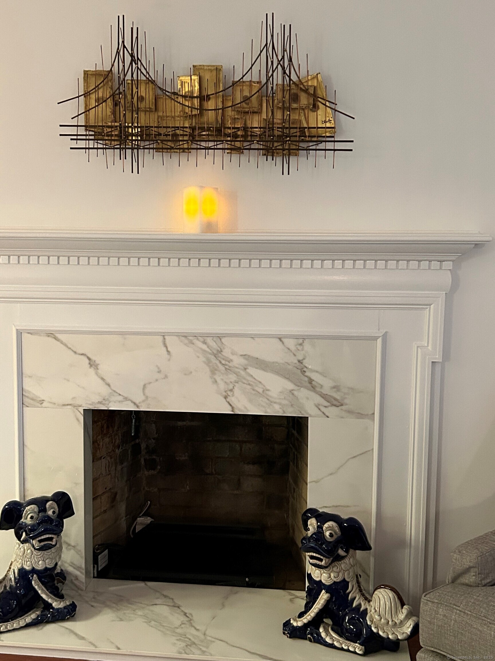 Stratford, Connecticut, 06614, United States, 2 Bedrooms Bedrooms, ,3 BathroomsBathrooms,Residential,For Sale,1885331