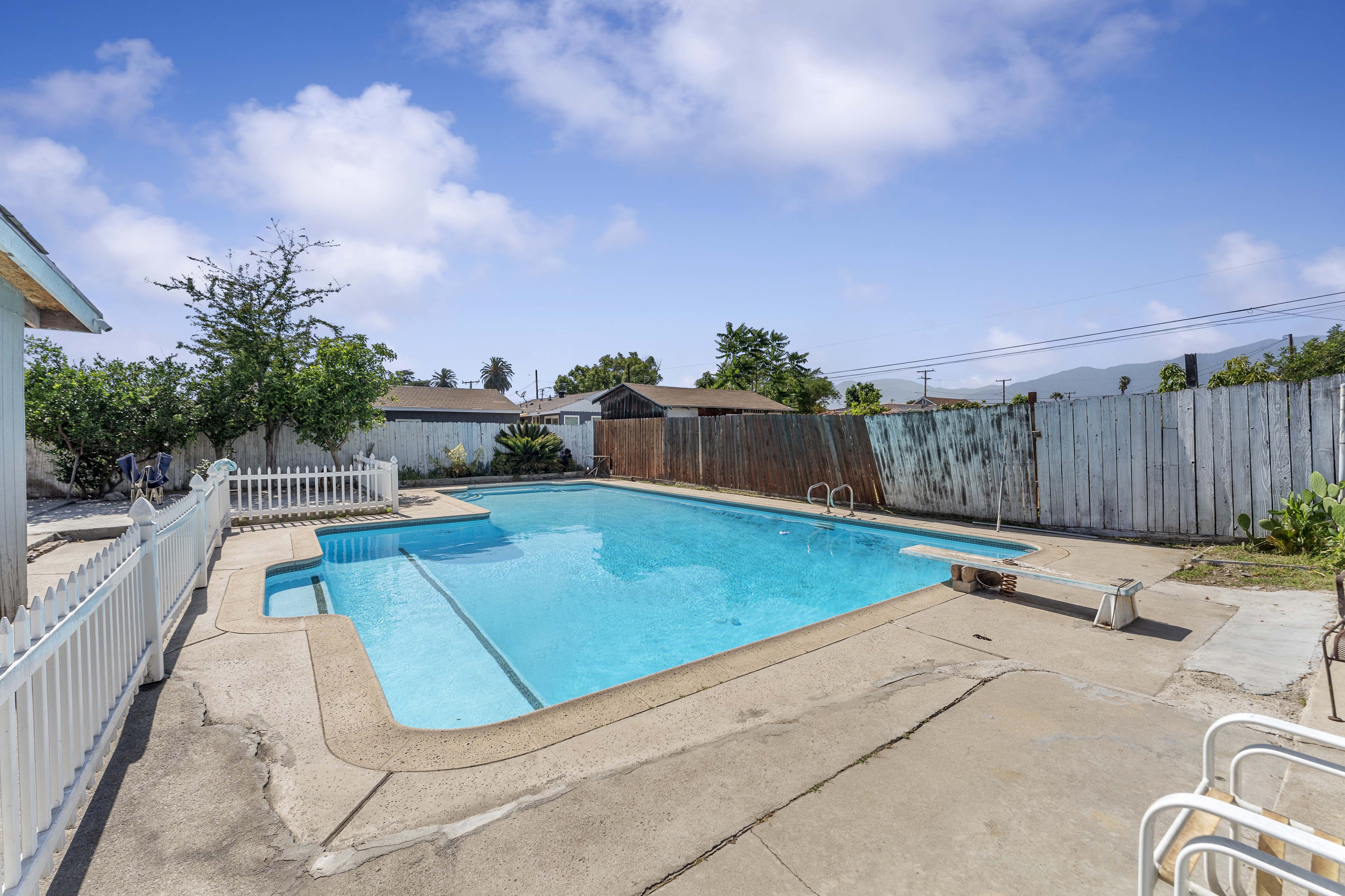 Baldwin Park, California, 91706, United States, 3 Bedrooms Bedrooms, ,2 BathroomsBathrooms,Residential,For Sale,1929080