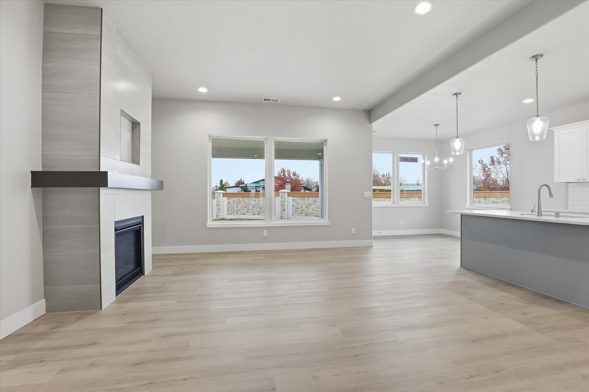 Deer Park, Washington, 99006, United States, 3 Bedrooms Bedrooms, ,2 BathroomsBathrooms,Residential,For Sale,1994775