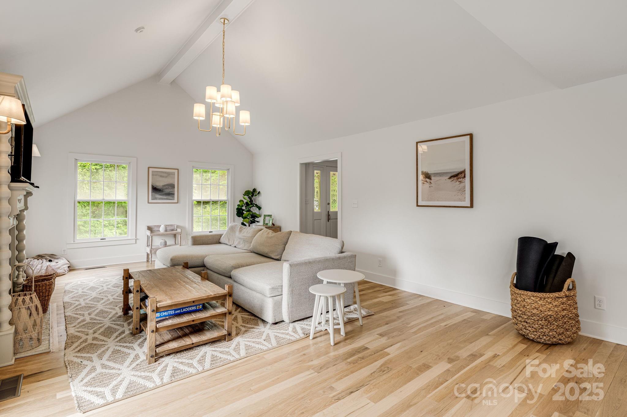 Asheville, North Carolina, 28803, United States, 4 Bedrooms Bedrooms, ,4 BathroomsBathrooms,Residential,For Sale,1825860