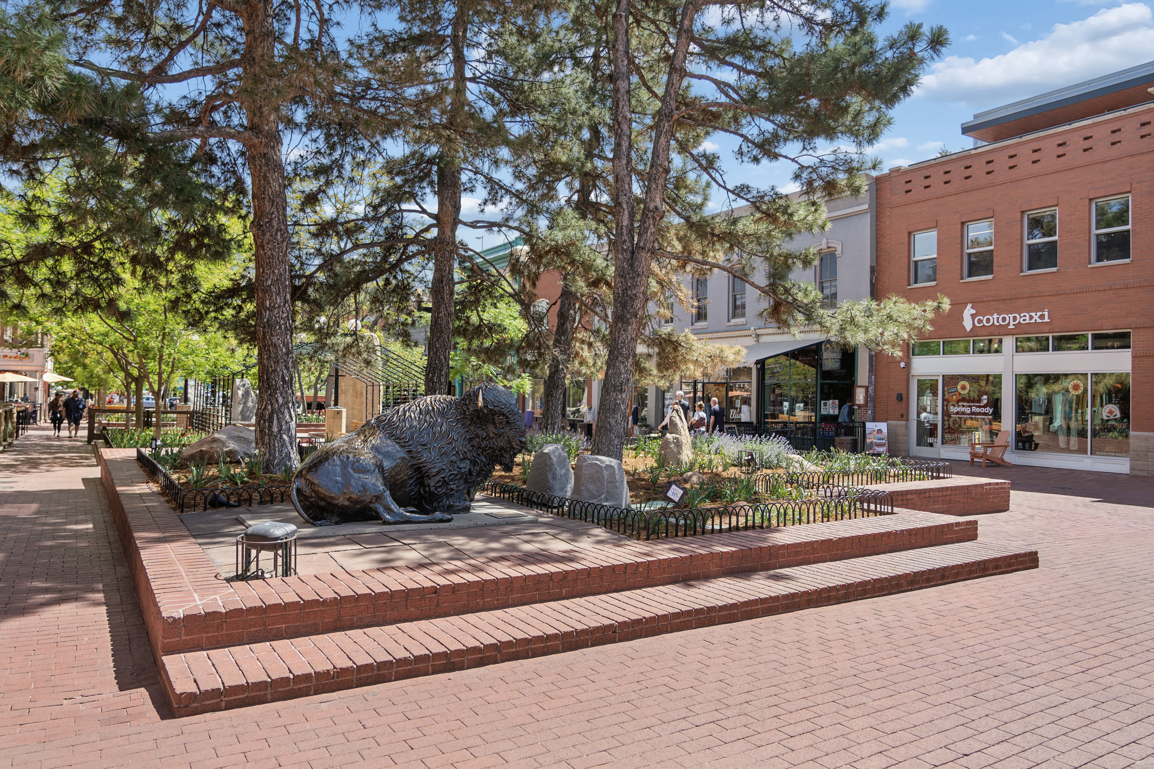  Boulder Living at it
