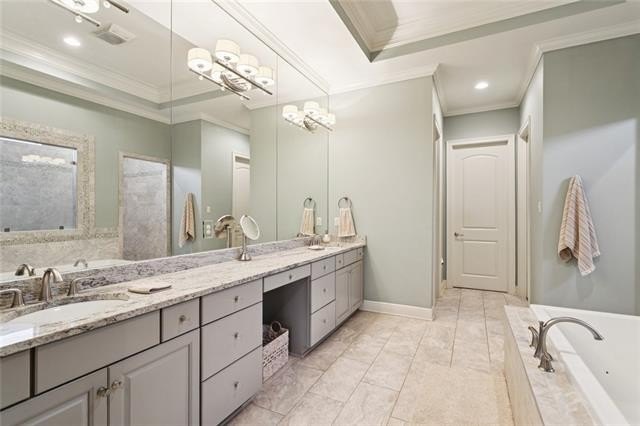 Madisonville, Louisiana, 70447, United States, 4 Bedrooms Bedrooms, ,6 BathroomsBathrooms,Residential,For Sale,1921490