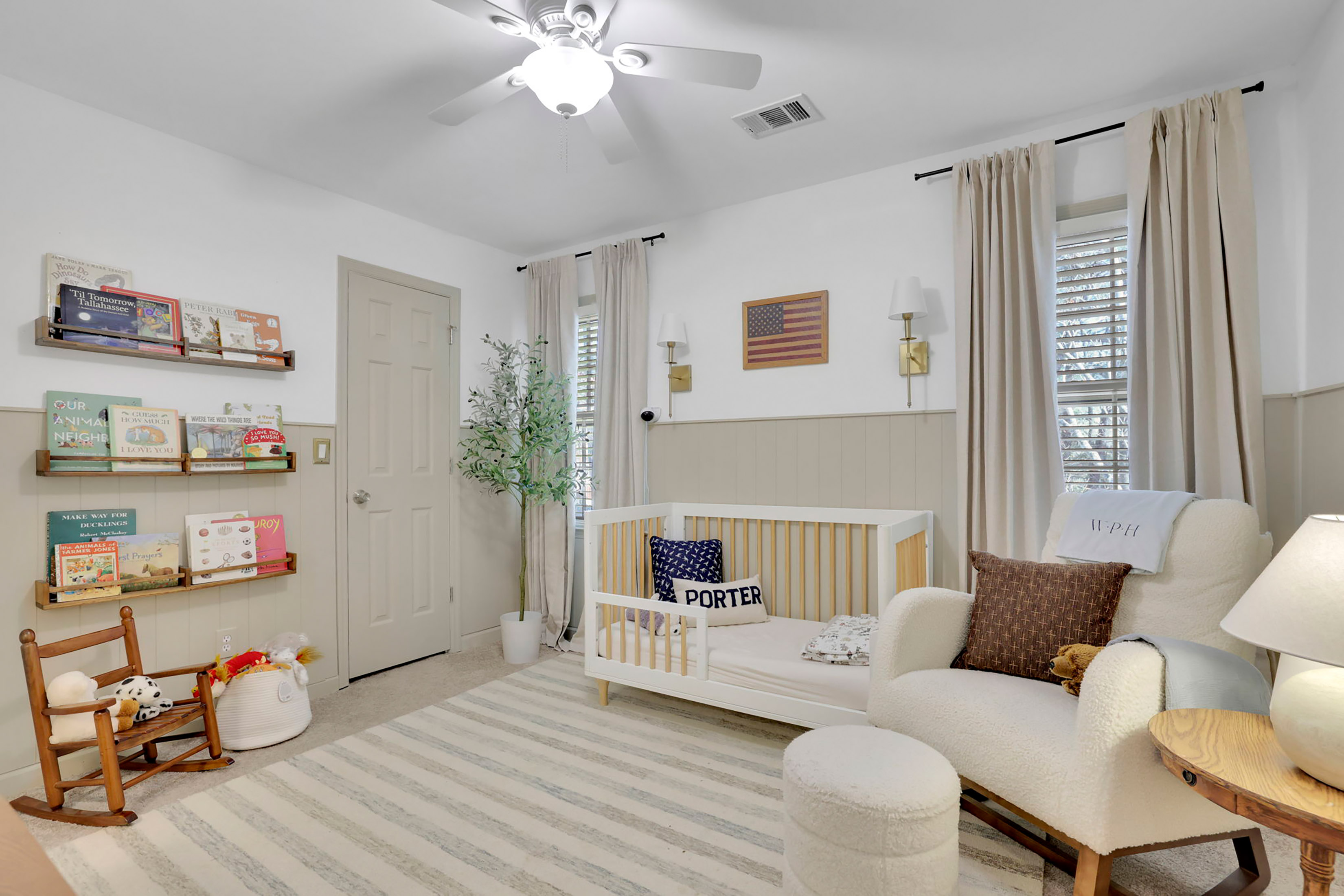  Beautifully Maintained Home Nestled Within a Quiet and Established Community - 物件實景