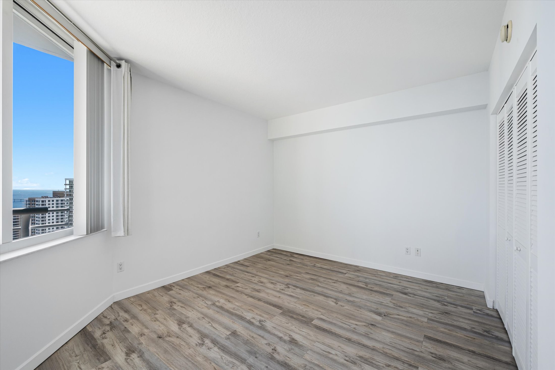  325 S Biscayne Blvd, Miami, FL, 33131 - 物件實景