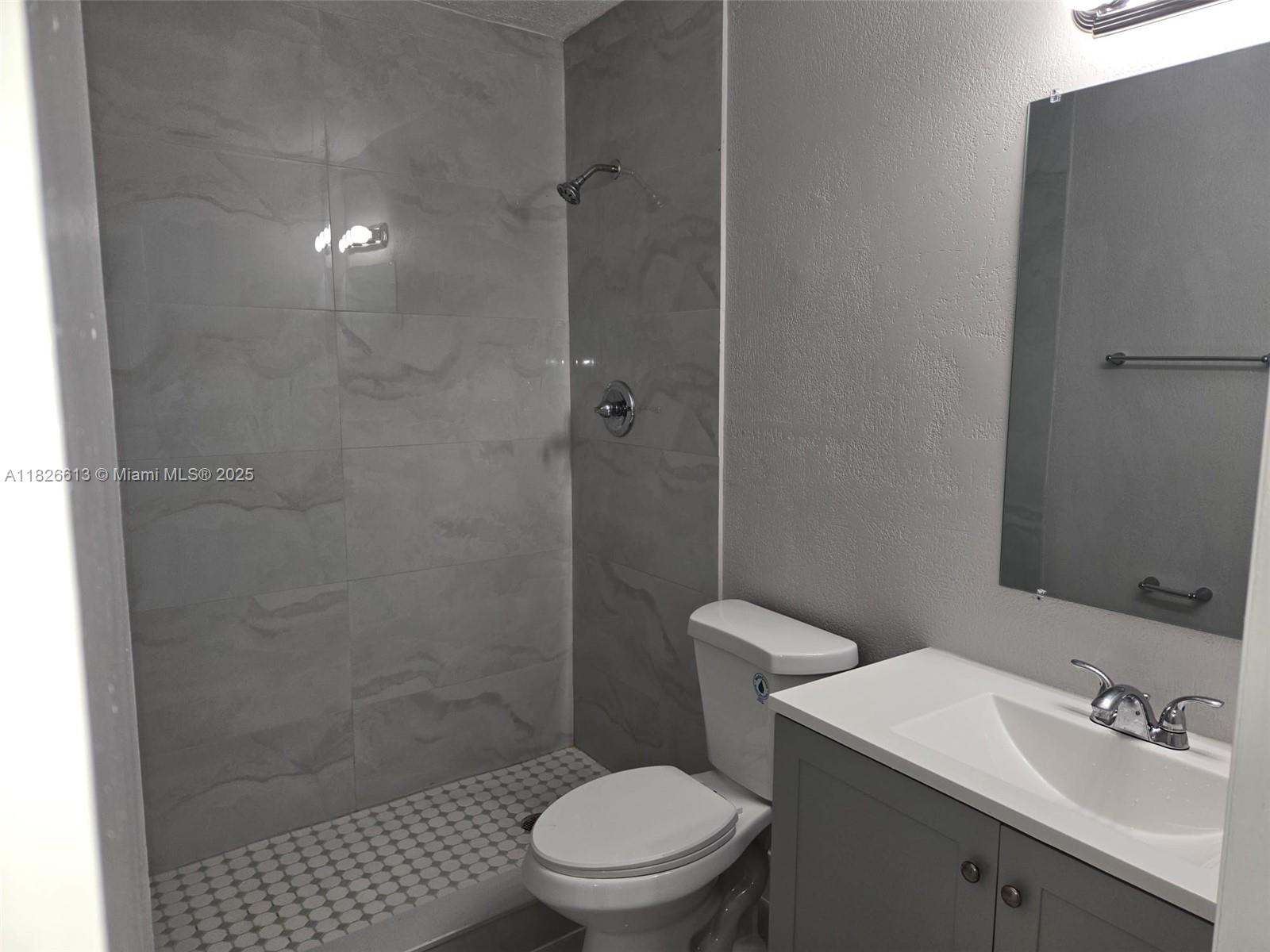 Hollywood, Florida, 33024, United States, 3 Bedrooms Bedrooms, ,2 BathroomsBathrooms,Residential,For Sale,1933387
