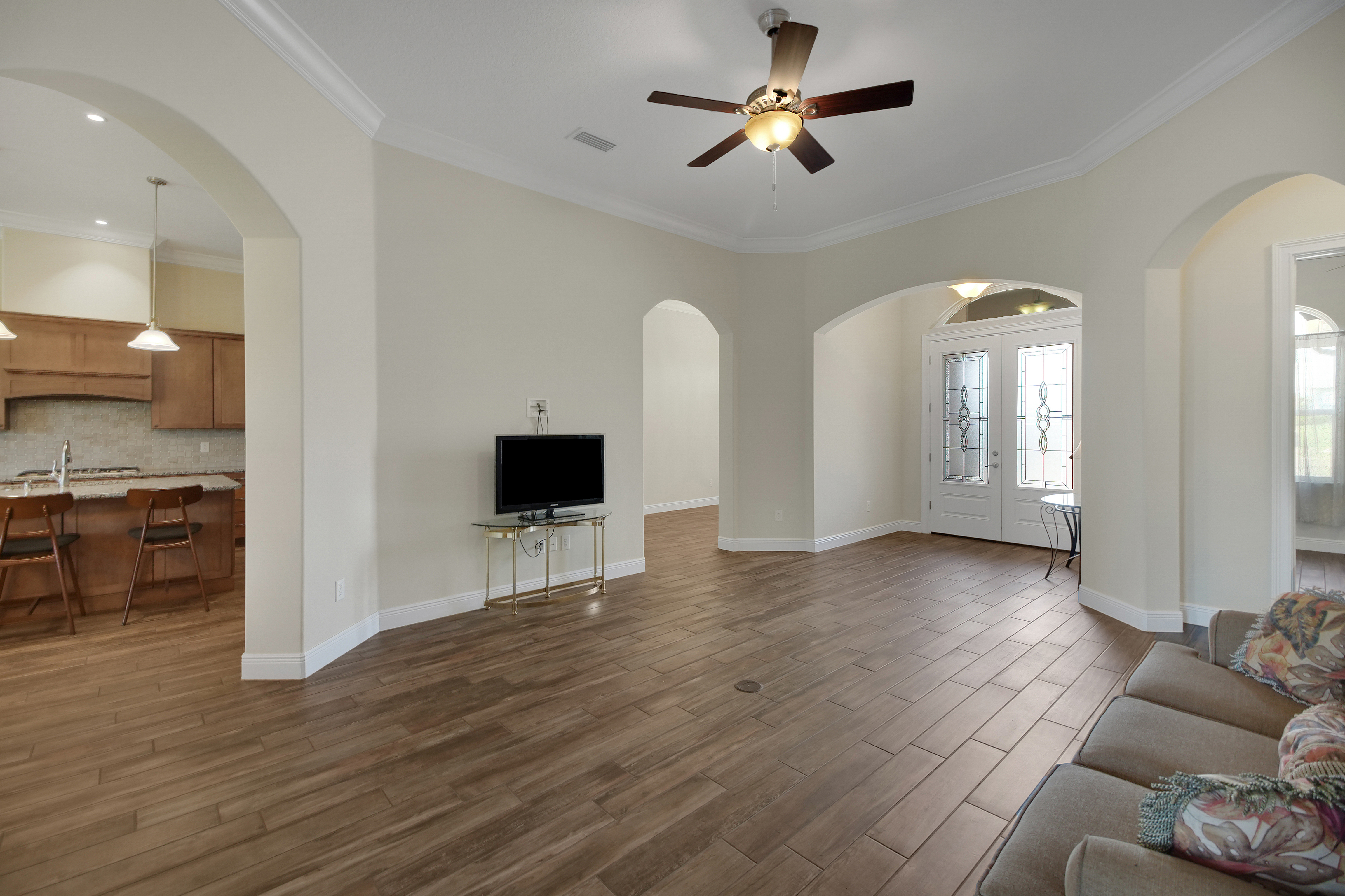 Lady Lake, Florida, 32159, United States, 4 Bedrooms Bedrooms, ,3 BathroomsBathrooms,Residential,For Sale,2001530