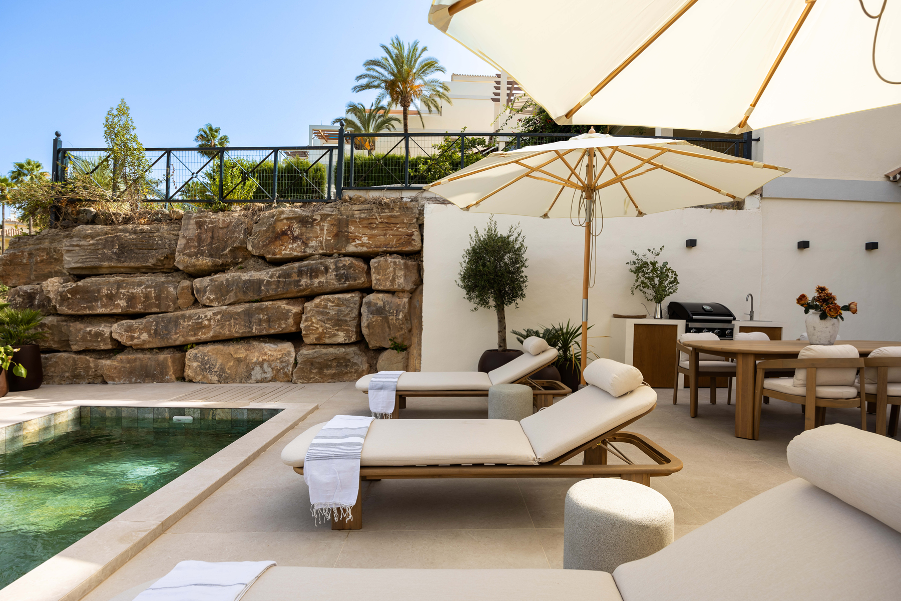  Renovated garden apartment with private pool in Nueva Andalucía - 物件實景