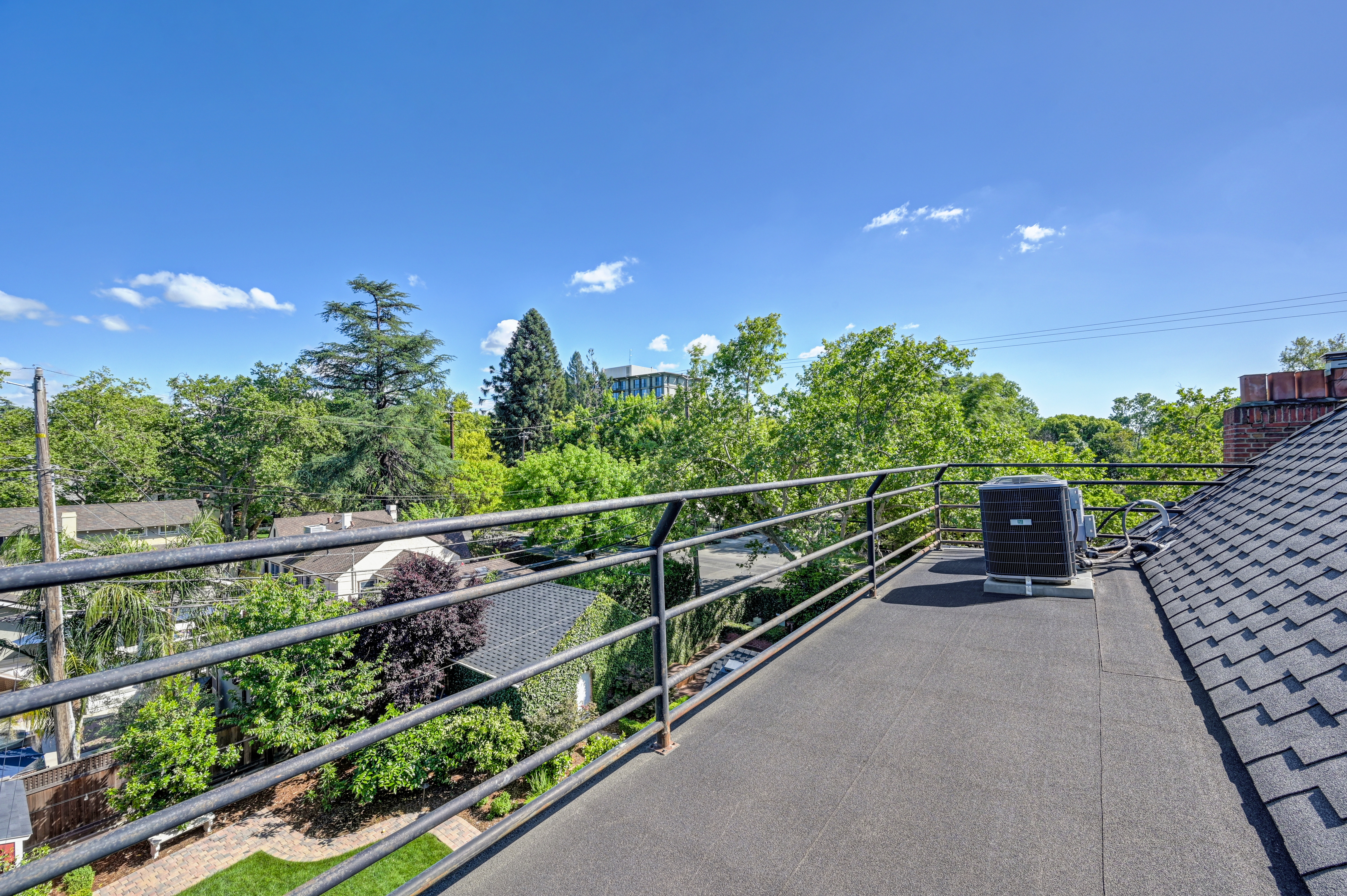  1441 40th Street, Sacramento, CA 95819 - 物件實景