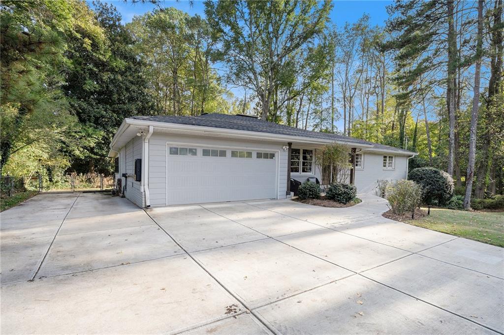 Smyrna, Georgia, 30082, United States, 4 Bedrooms Bedrooms, ,2 BathroomsBathrooms,Residential,For Sale,1987349