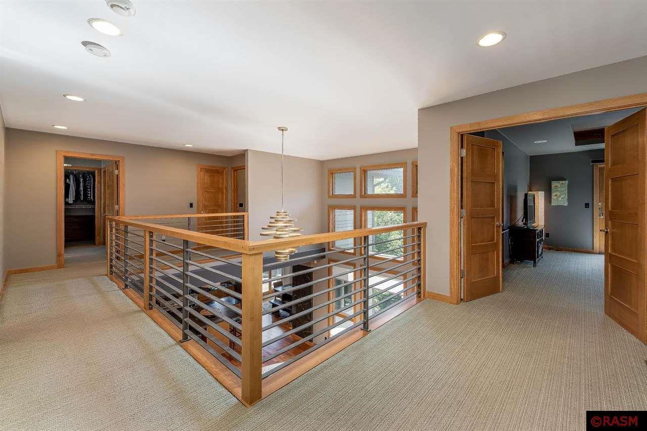 Mankato, Minnesota, 56001, United States, 5 Bedrooms Bedrooms, ,3 BathroomsBathrooms,Residential,For Sale,1976470