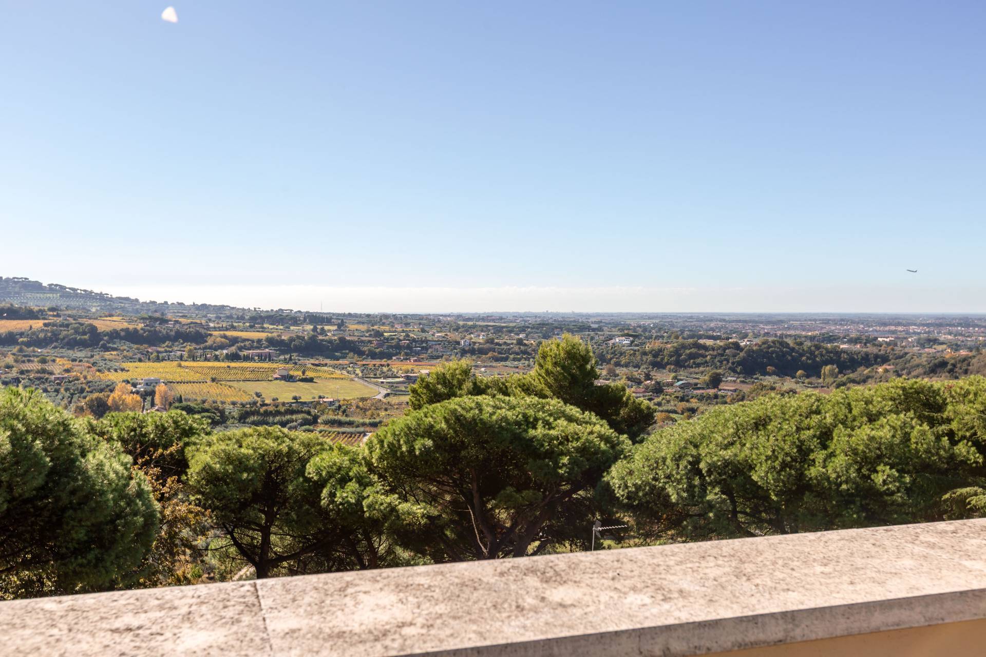 Grottaferrata, Roma, 00046, IT, 4 Bedrooms Bedrooms, ,2 BathroomsBathrooms,Residential,For Sale,1989453