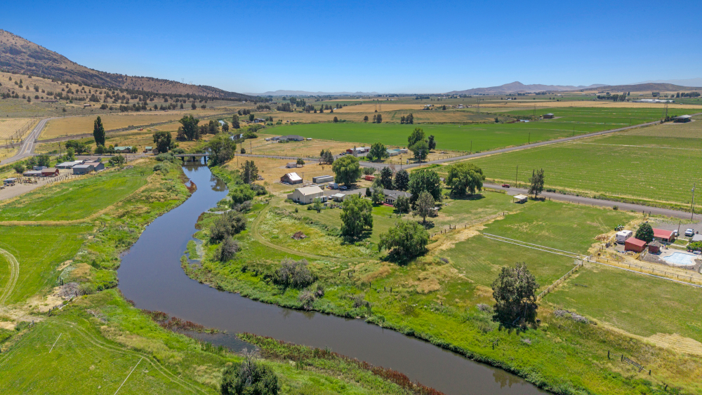 KLAMATH FALLS, Oregon, 97603, United States, 3 Bedrooms Bedrooms, ,2 BathroomsBathrooms,Residential,For Sale,1984285